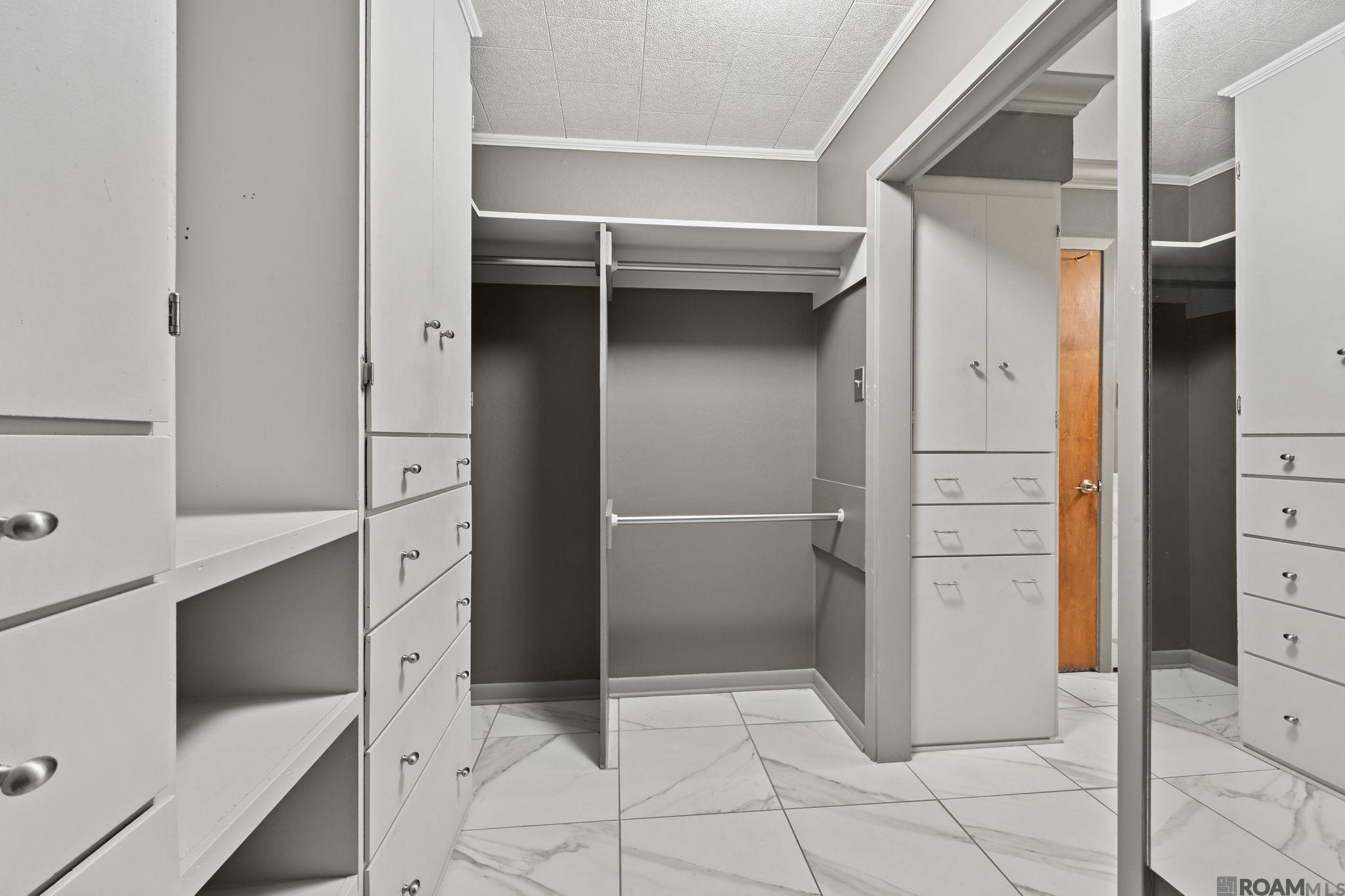 38517 La Hwy 74, Gonzales, LA, 70737