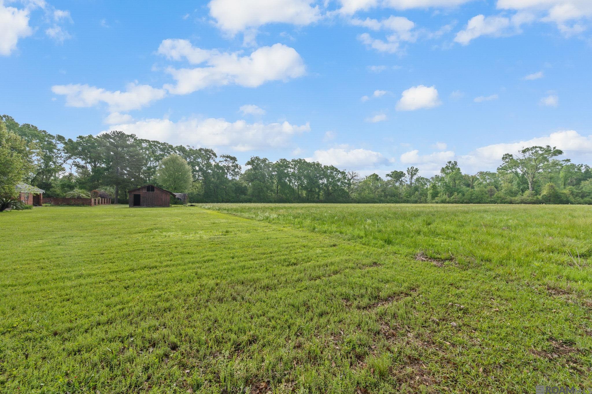 38517 La Hwy 74, Gonzales, LA, 70737