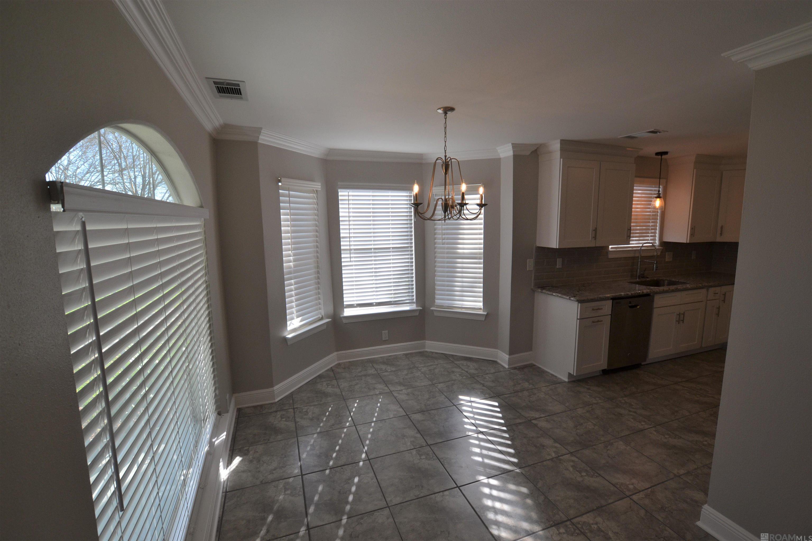 5296 Myrtle Hill Ave, Zachary, LA, 70791