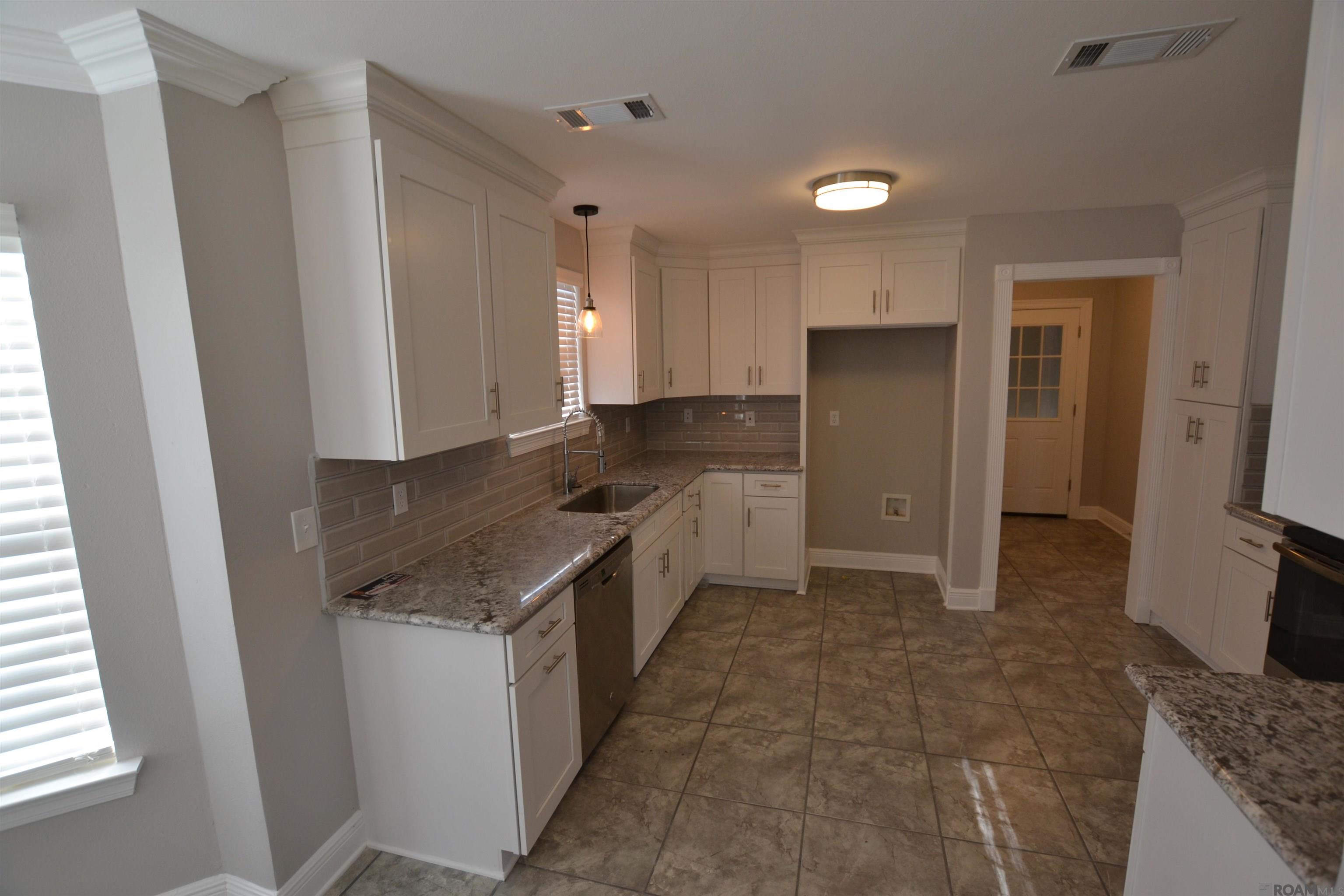 5296 Myrtle Hill Ave, Zachary, LA, 70791