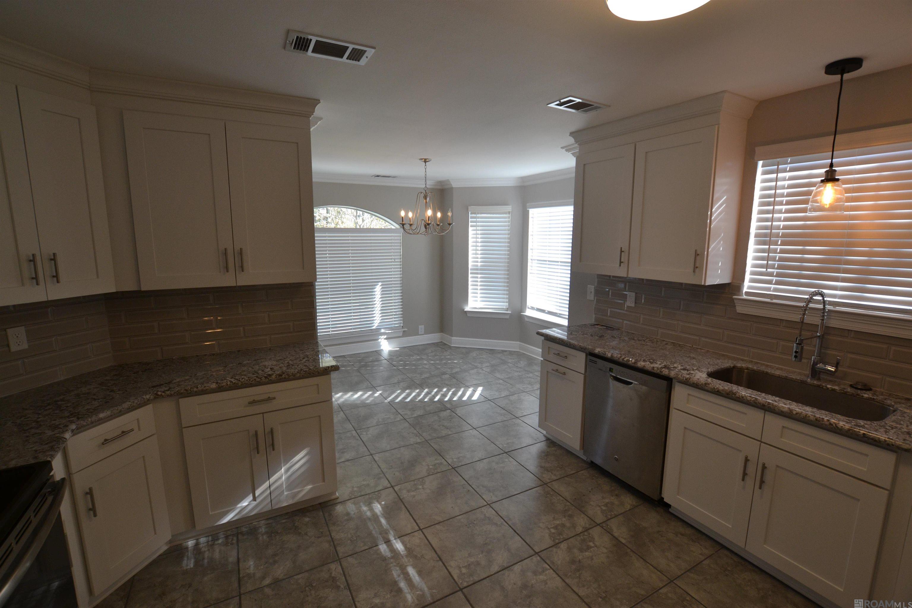 5296 Myrtle Hill Ave, Zachary, LA, 70791