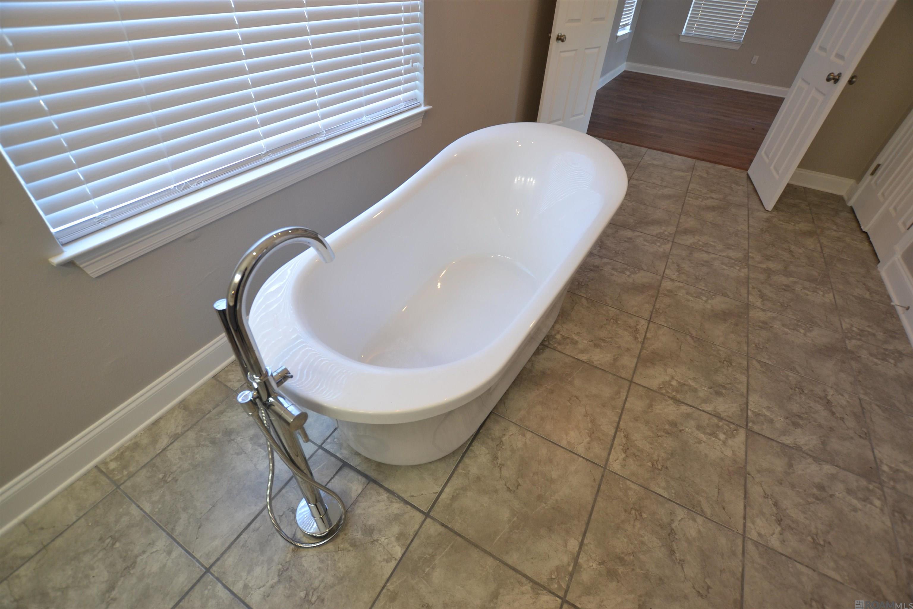 5296 Myrtle Hill Ave, Zachary, LA, 70791