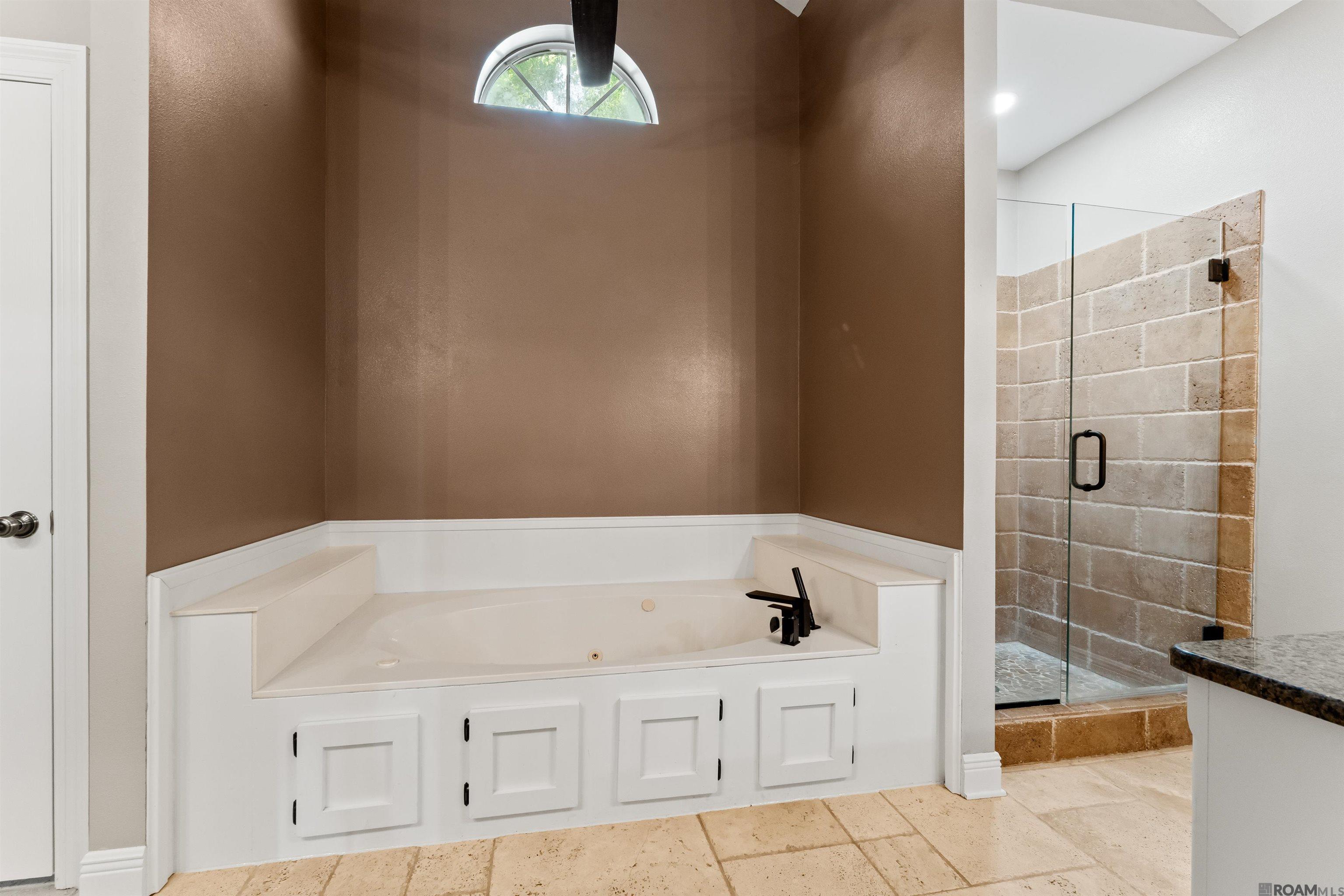 16009 Acadia Dr, Prairieville, LA, 70769