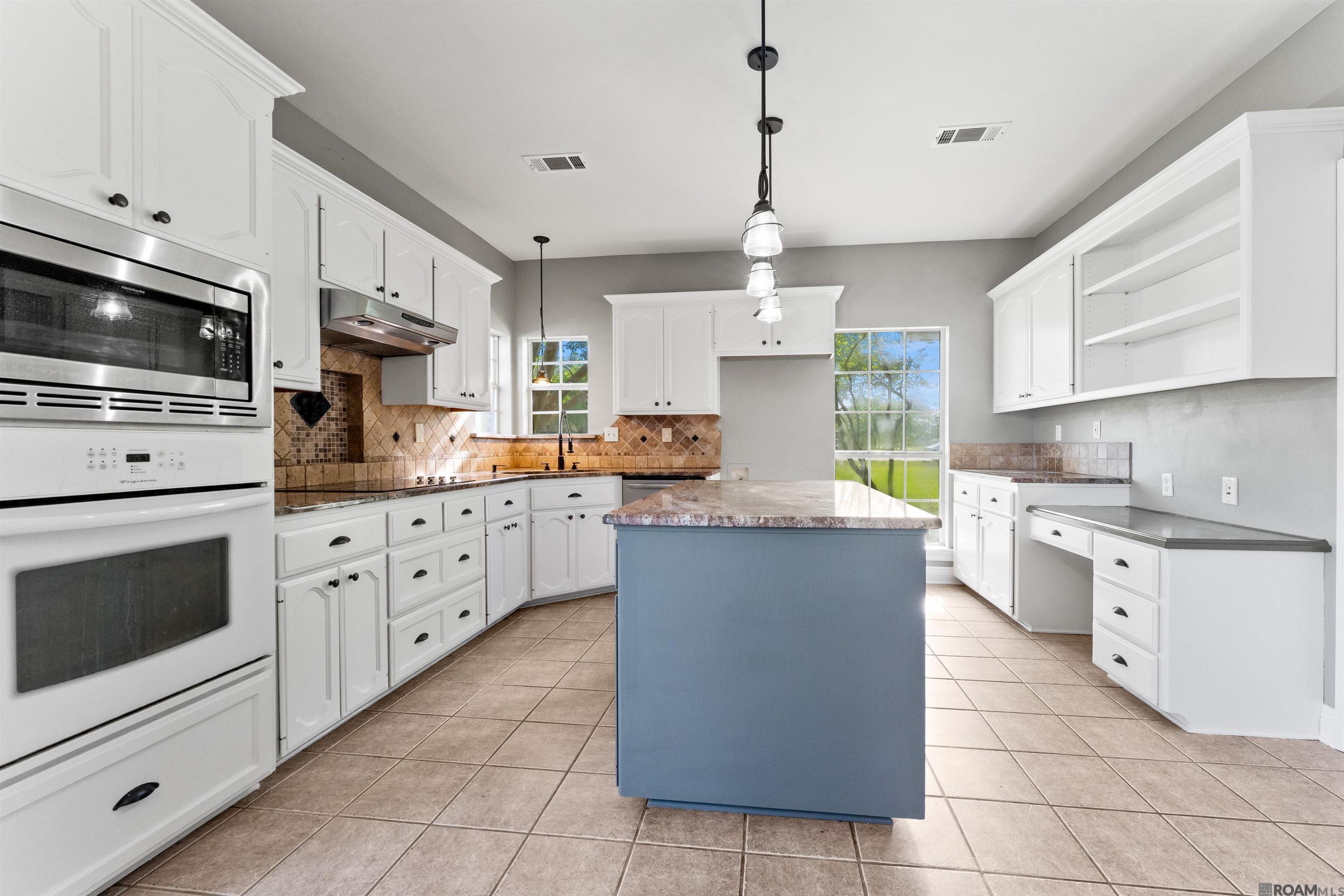 16009 Acadia Dr, Prairieville, LA, 70769