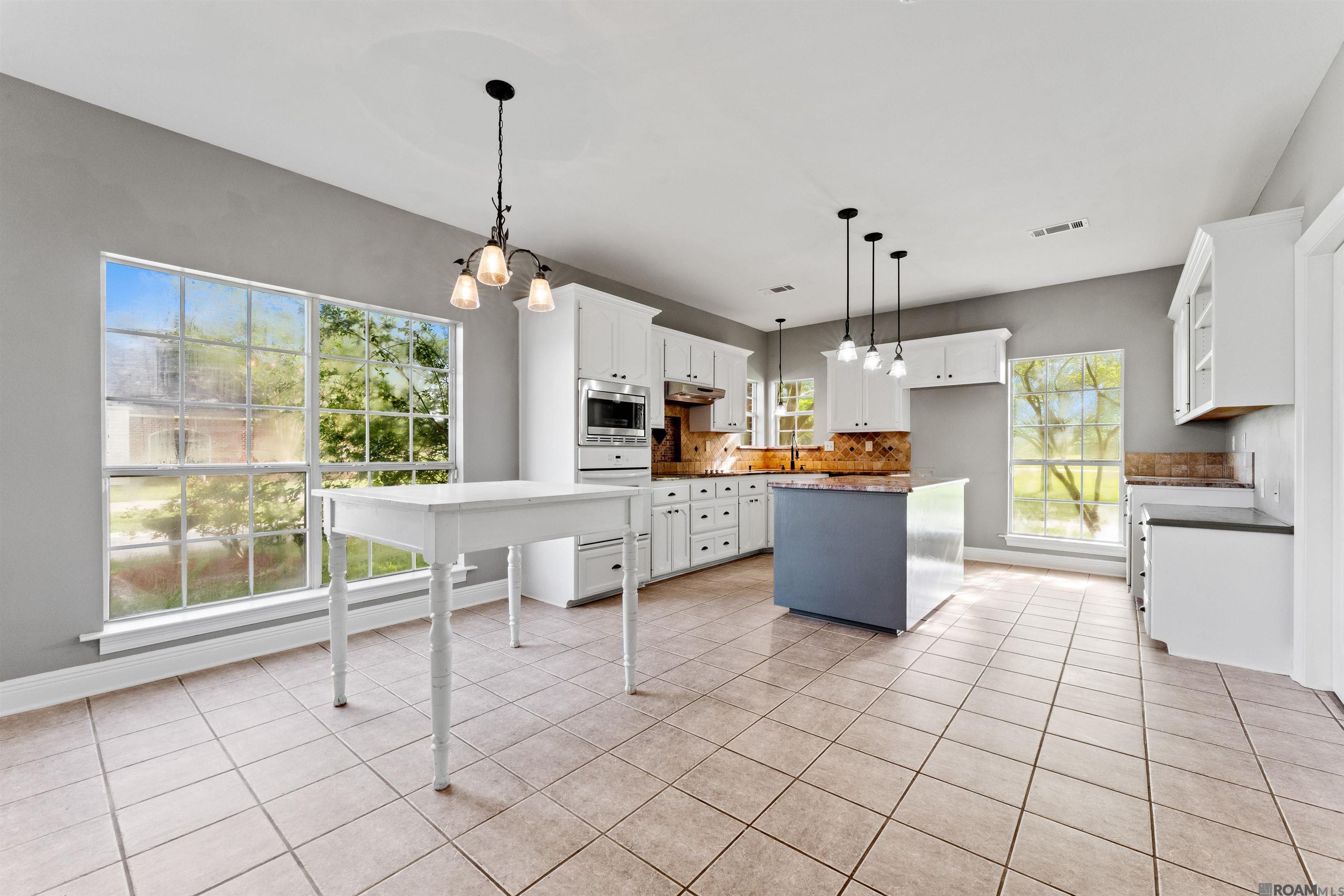 16009 Acadia Dr, Prairieville, LA, 70769