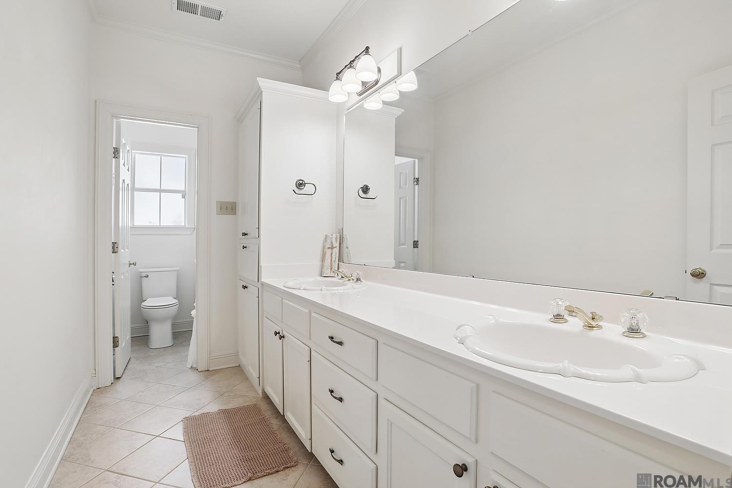 1748 Great Oak Dr, Baton Rouge, LA, 70810