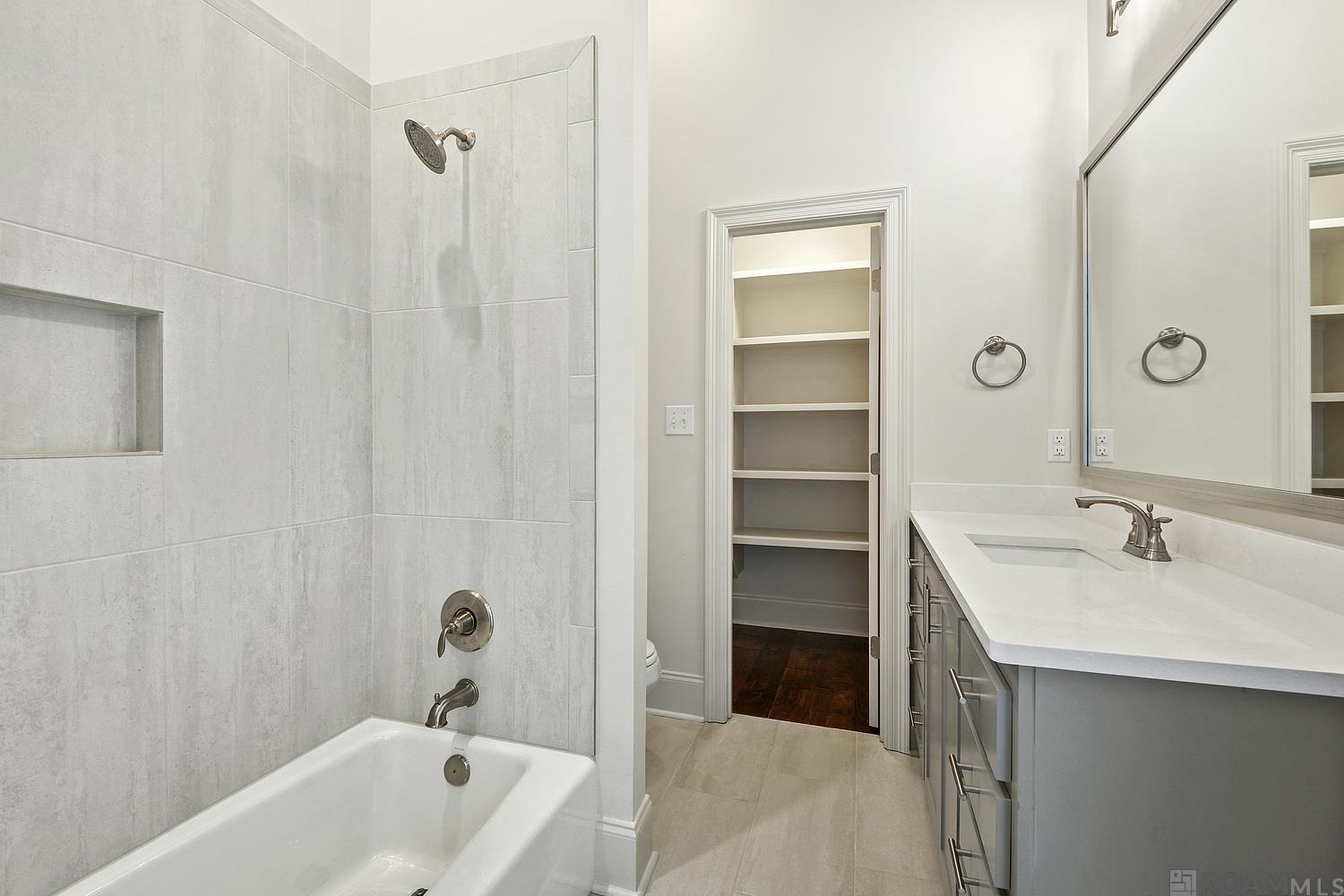 5329 Rue Du Moulin, Baton Rouge, LA, 70808