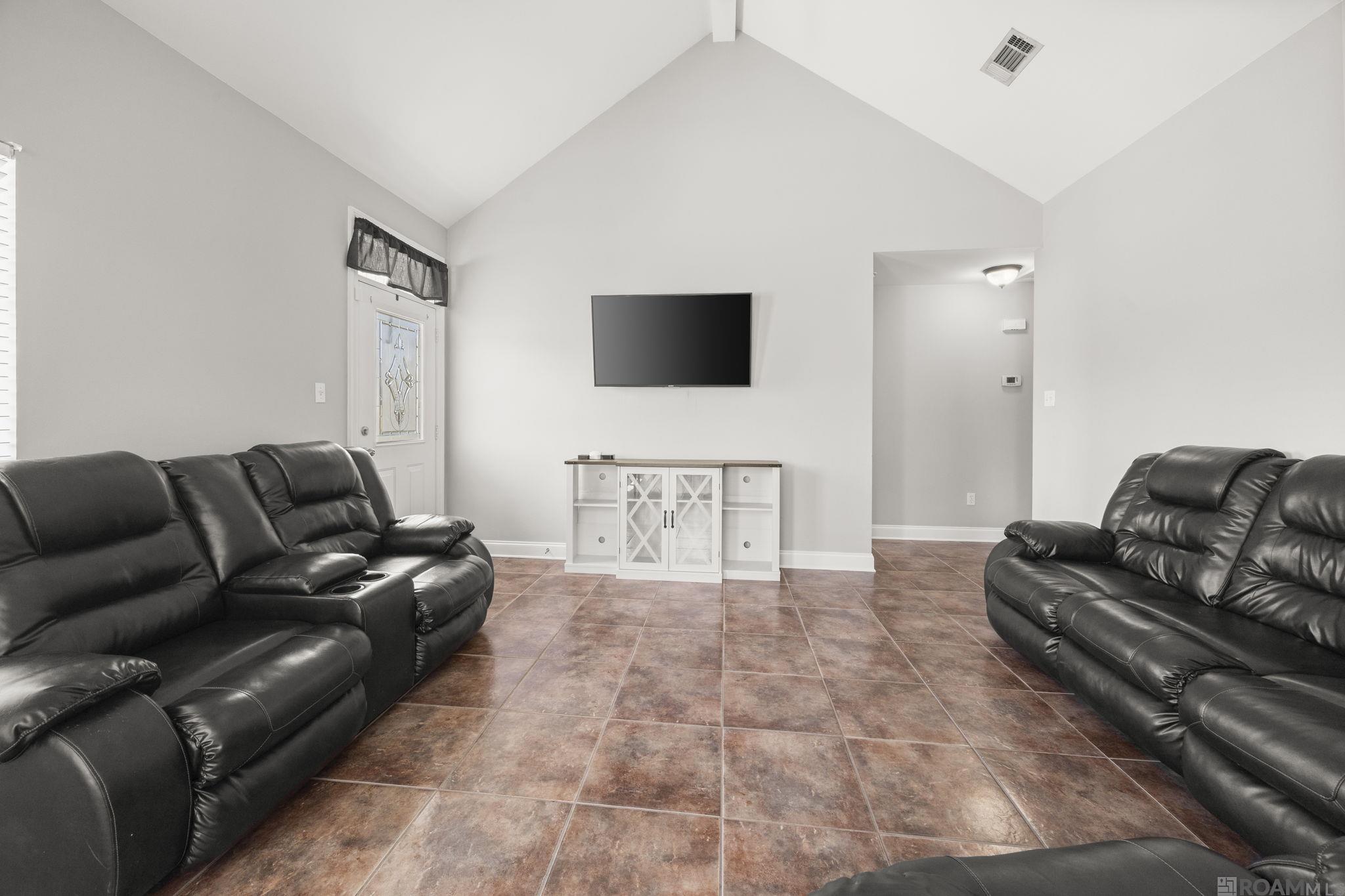 628 S Oleana Dr, Gonzales, LA, 70737