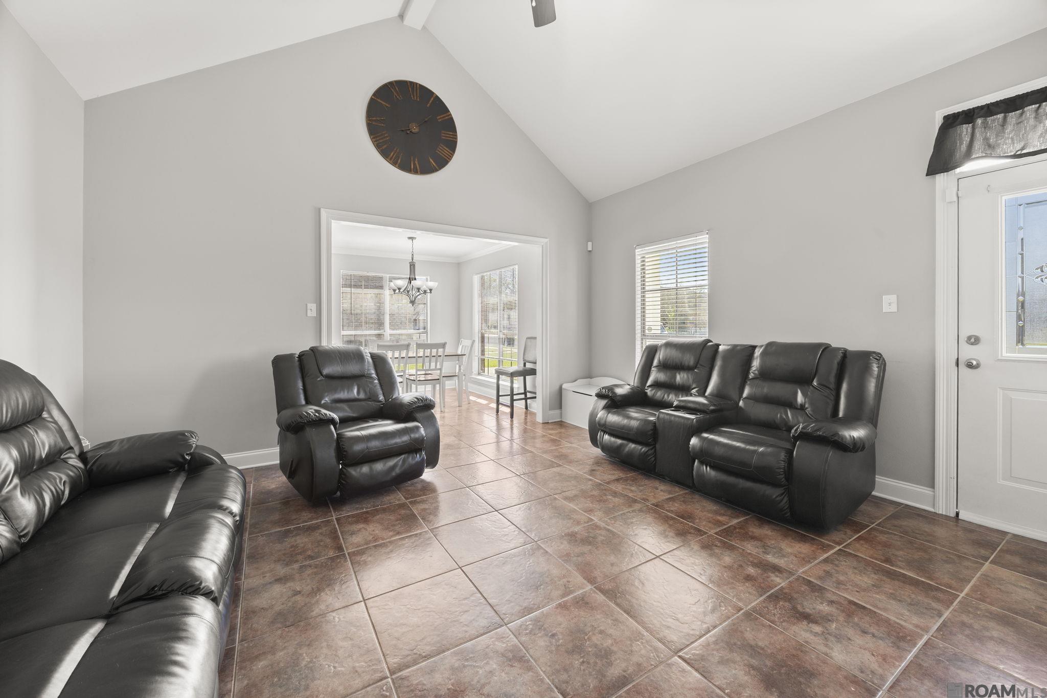 628 S Oleana Dr, Gonzales, LA, 70737