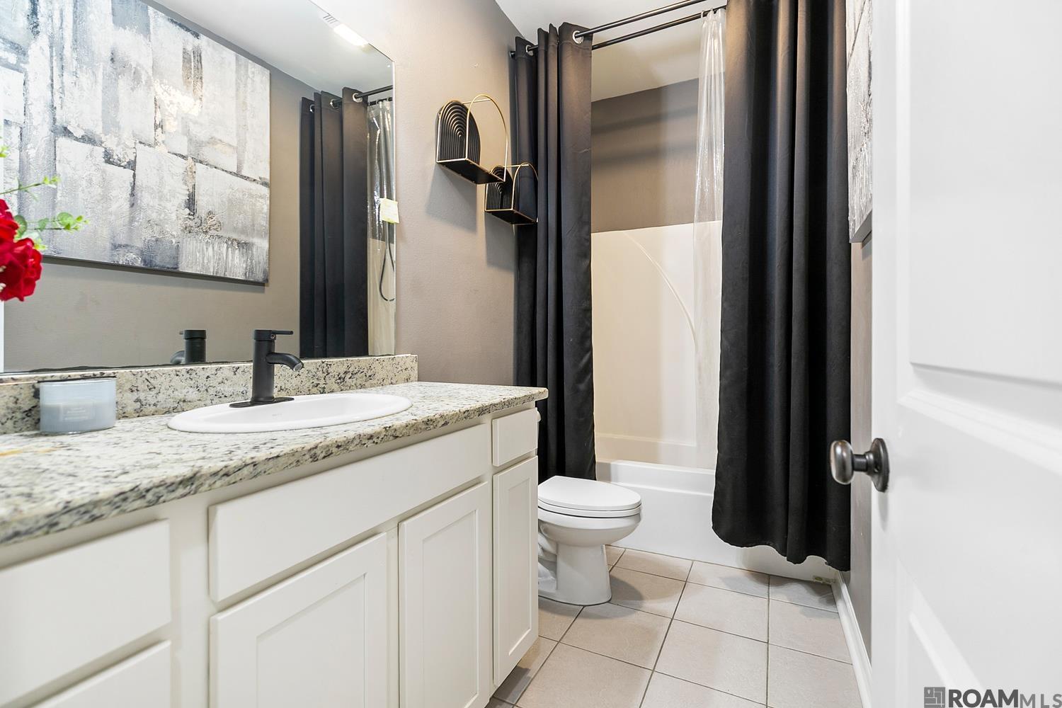 1824 Meadow Oak Dr, St Gabriel, LA, 70776