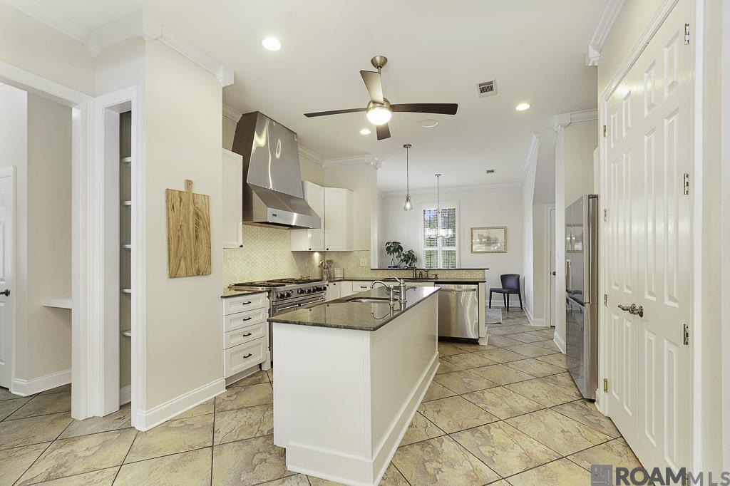 5042 Thompson Cove Dr, St Francisville, LA, 70775