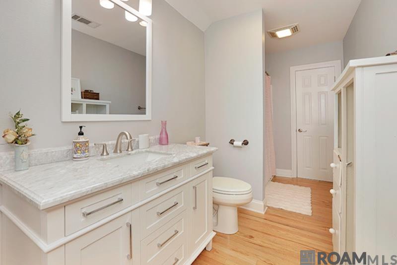 5042 Thompson Cove Dr, St Francisville, LA, 70775