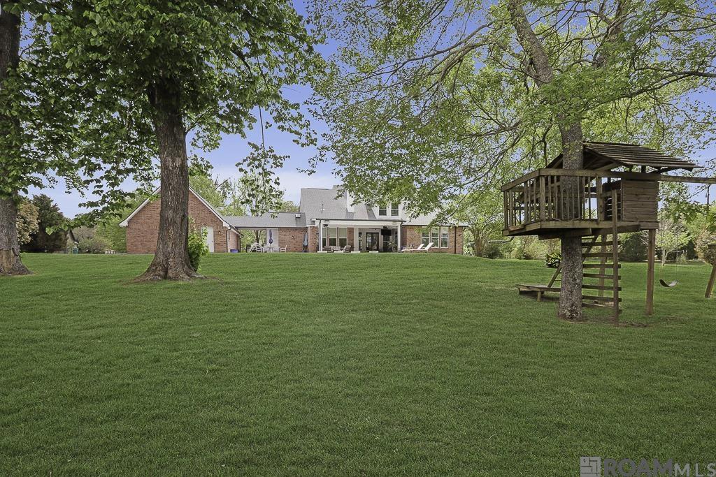 5042 Thompson Cove Dr, St Francisville, LA, 70775