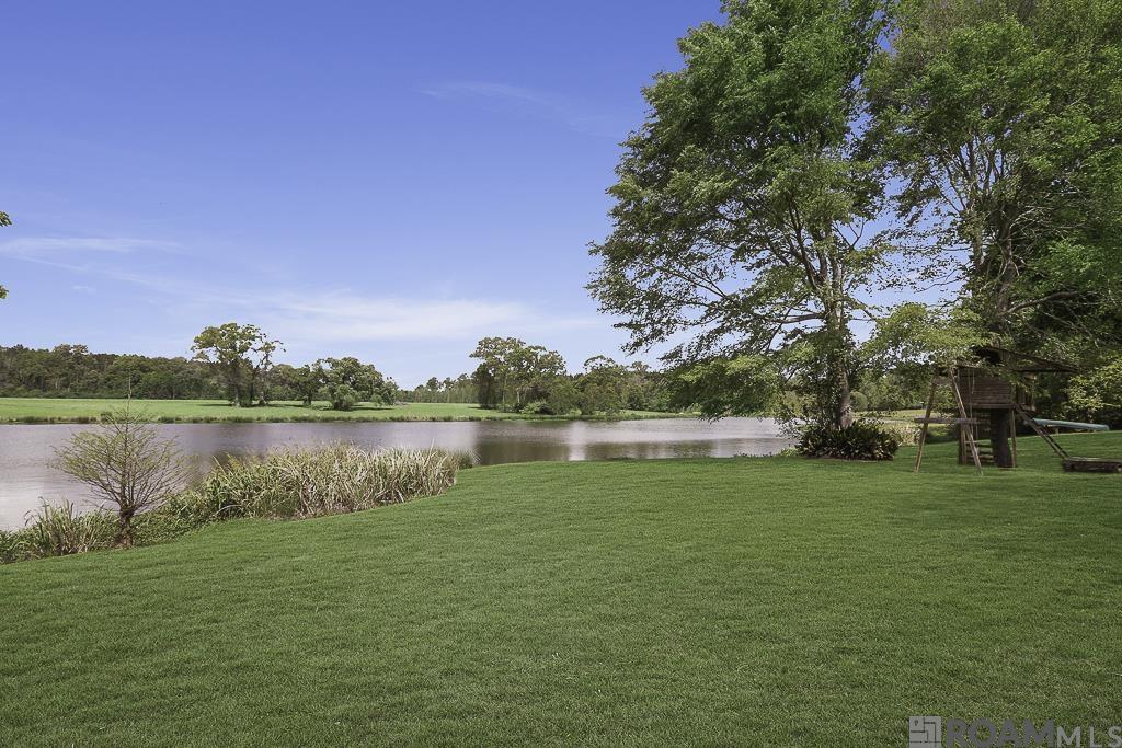 5042 Thompson Cove Dr, St Francisville, LA, 70775