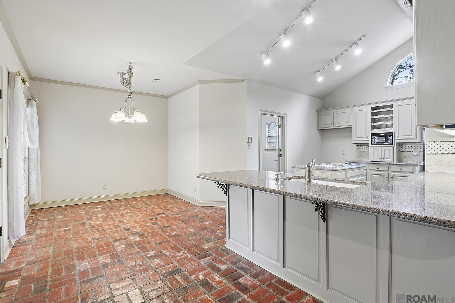 120 University Highlands Ct, Baton Rouge, LA, 70808