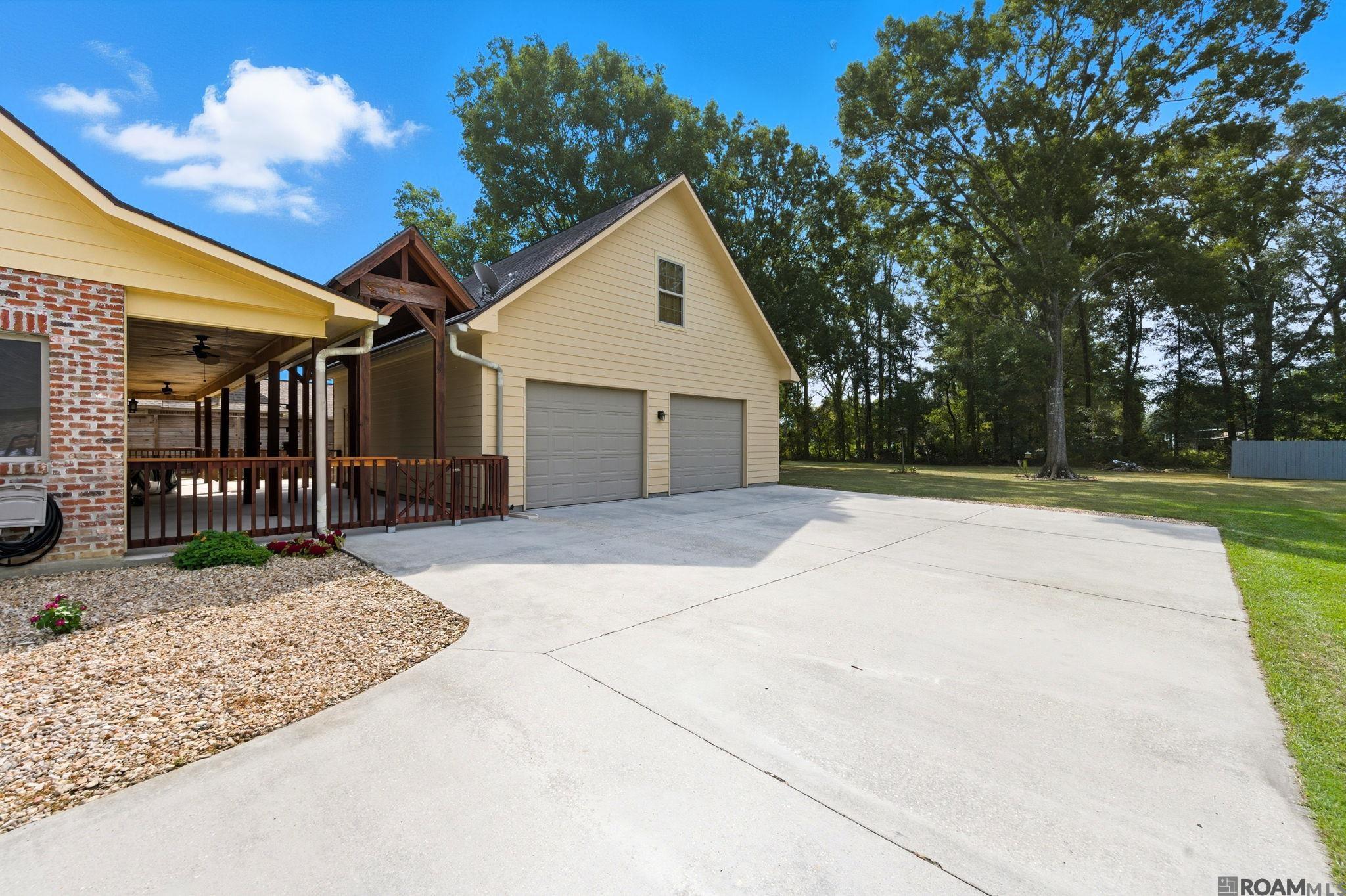 10440 Matherne Place, Denham Springs, LA, 70726