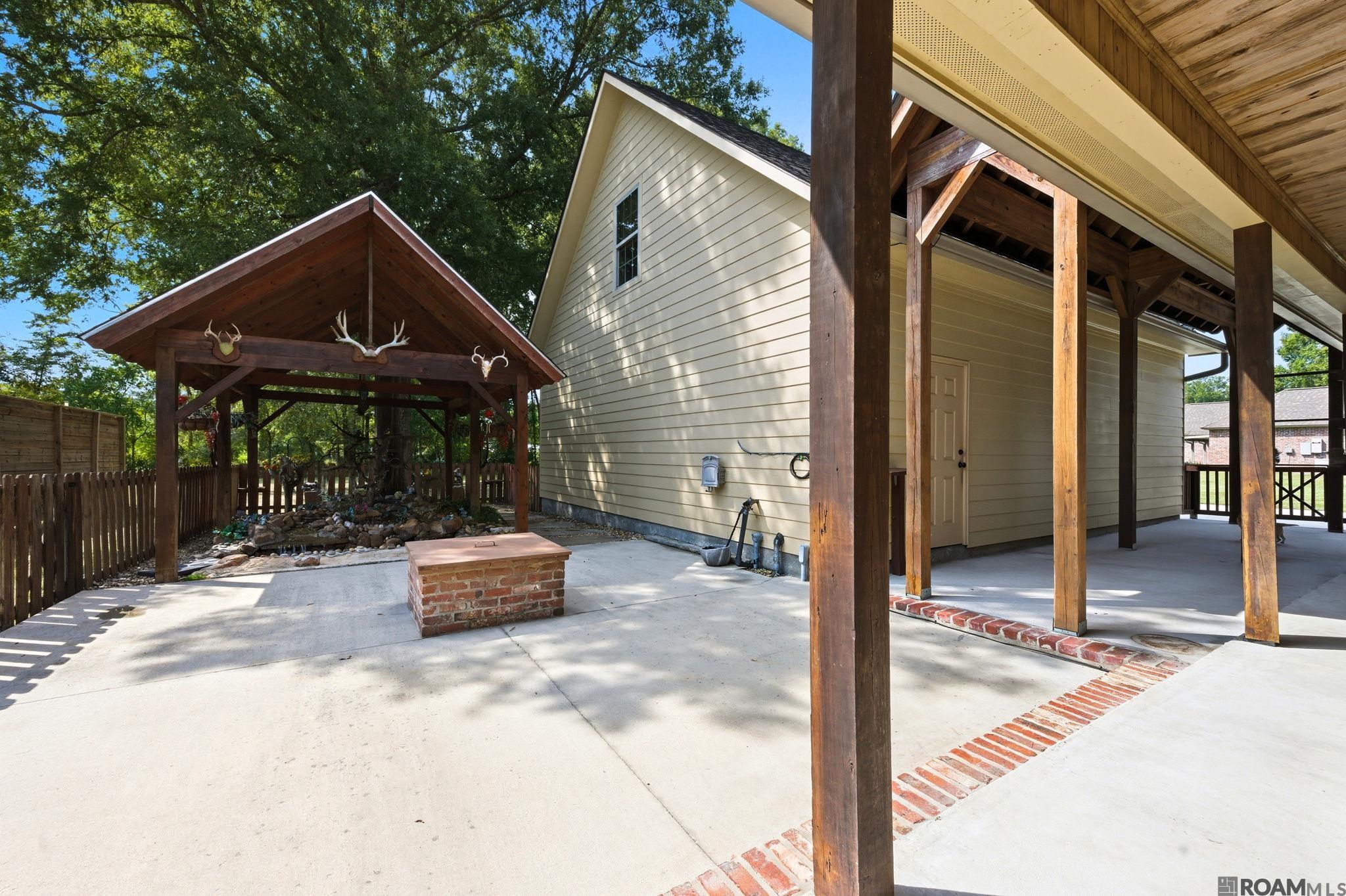 10440 Matherne Place, Denham Springs, LA, 70726