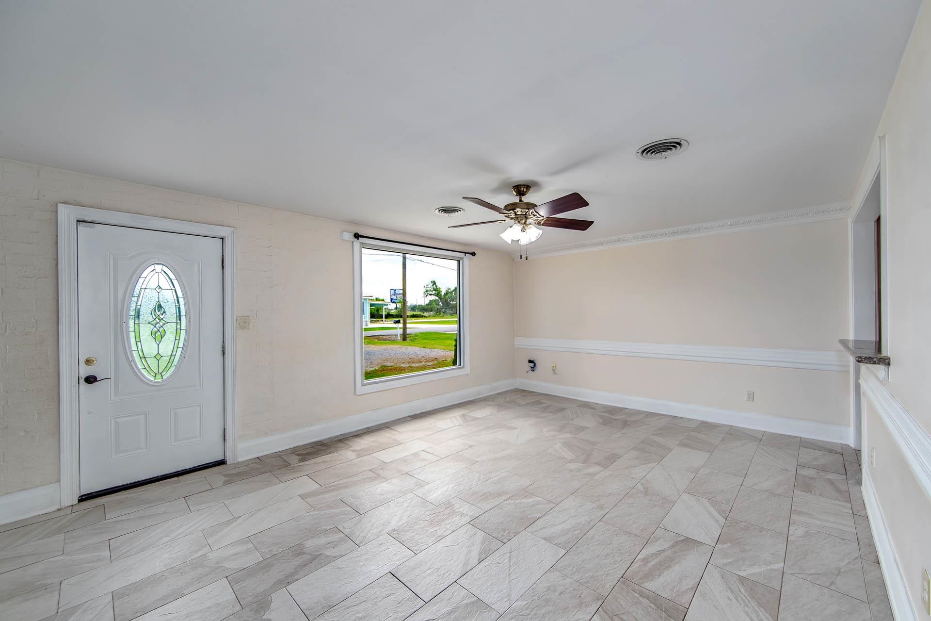 371 E 7th St, Larose, LA, 70373