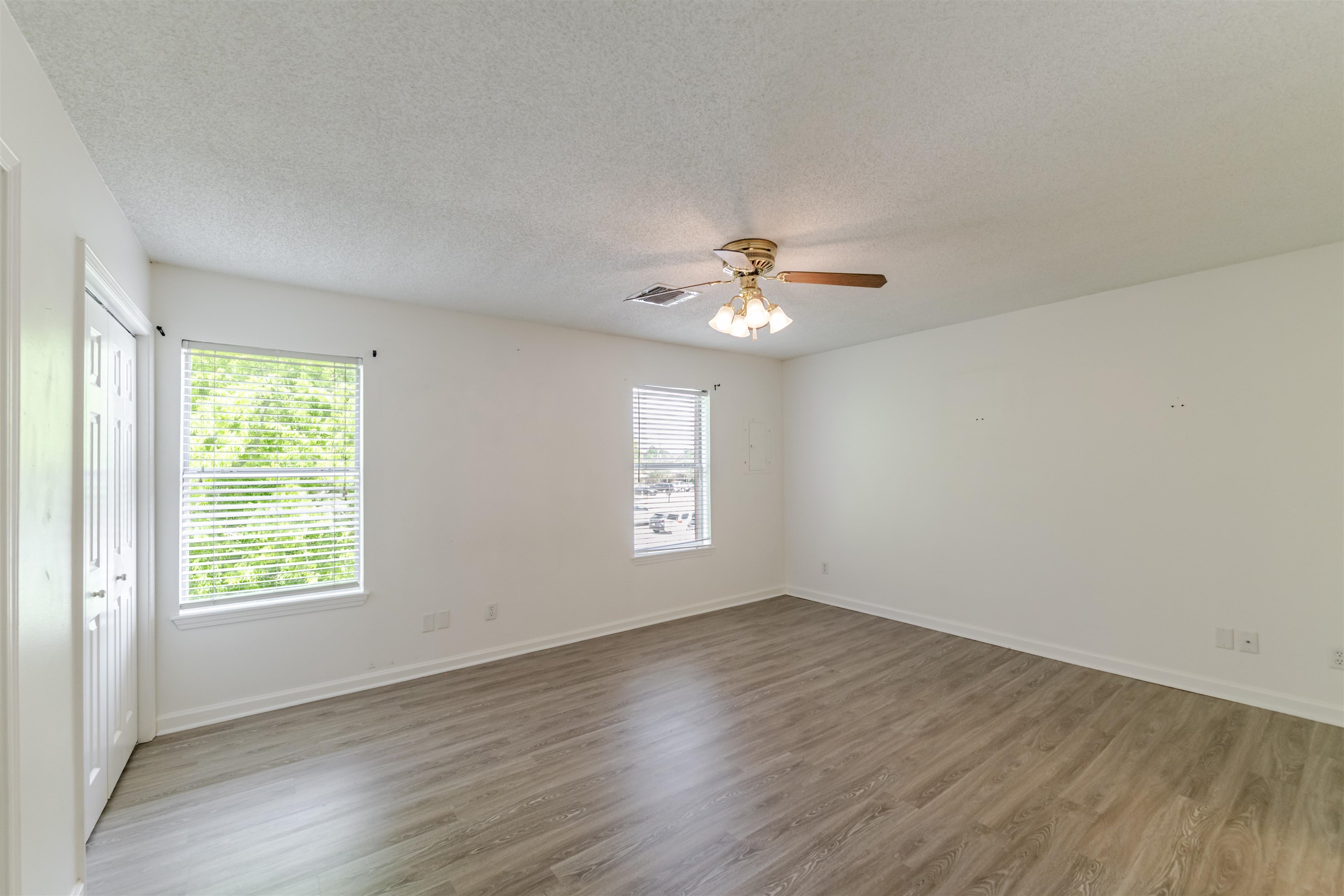 203 Rue D'iberville, Houma, LA, 70360