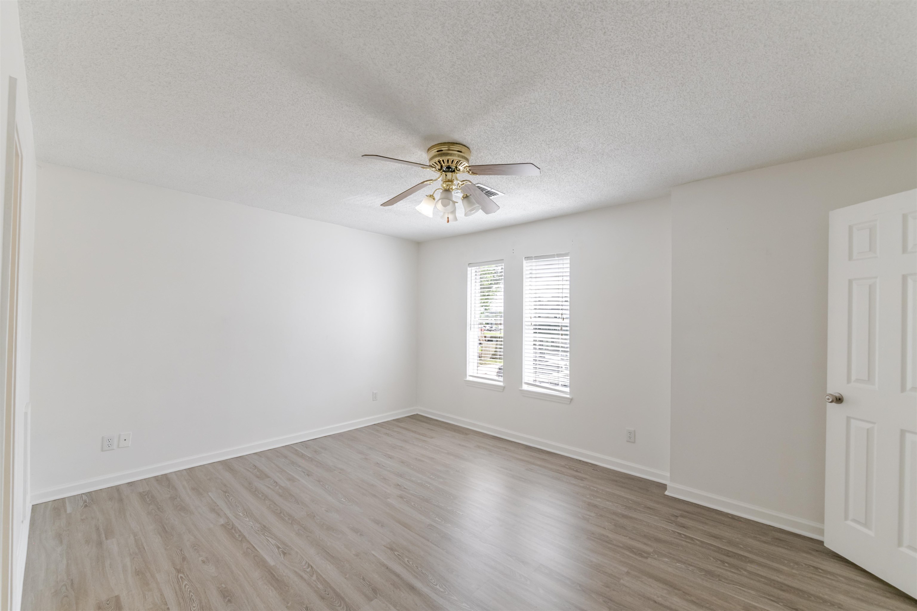 203 Rue D'iberville, Houma, LA, 70360