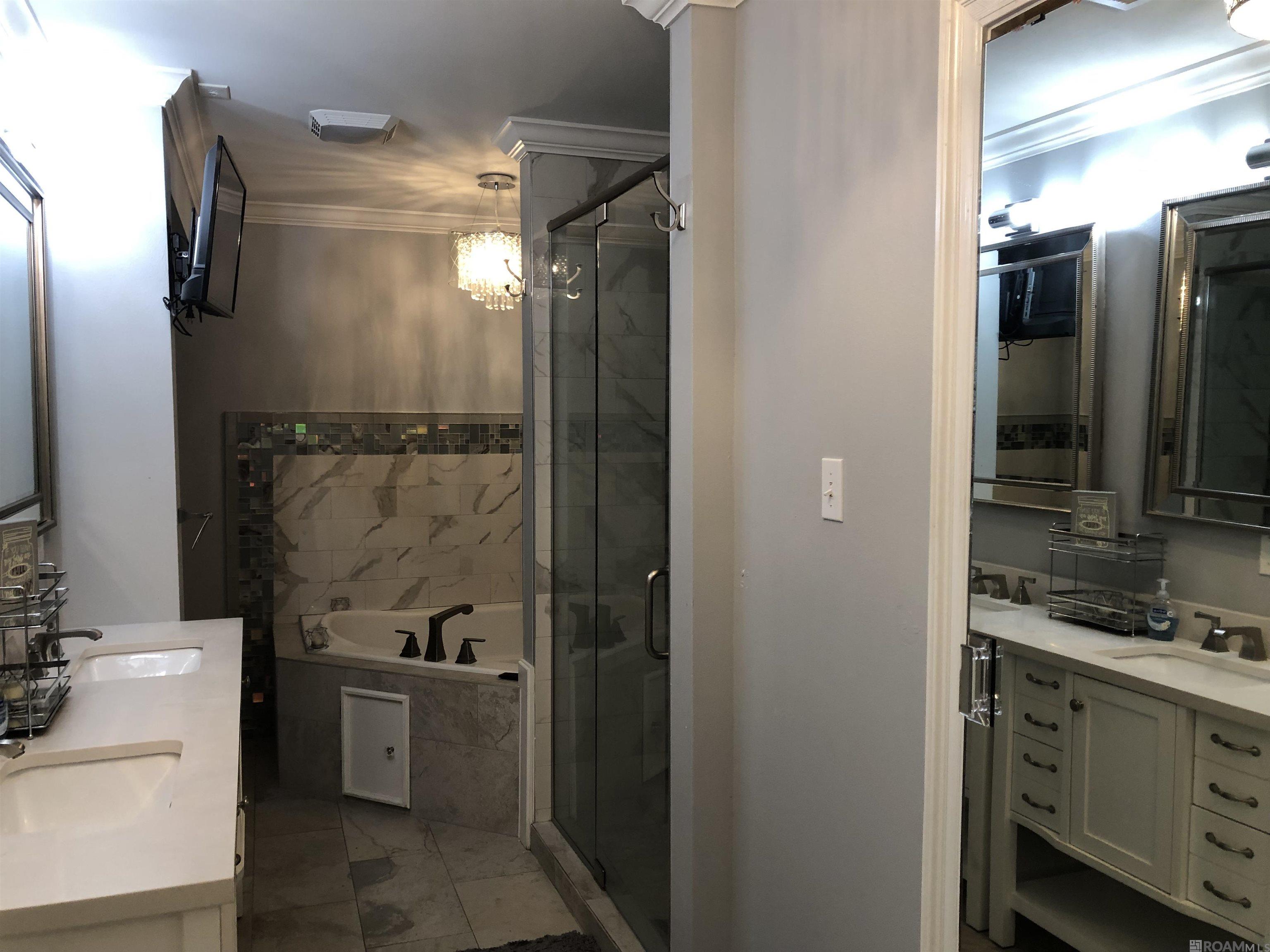 465 Donald Dr, Denham Springs, LA, 70726