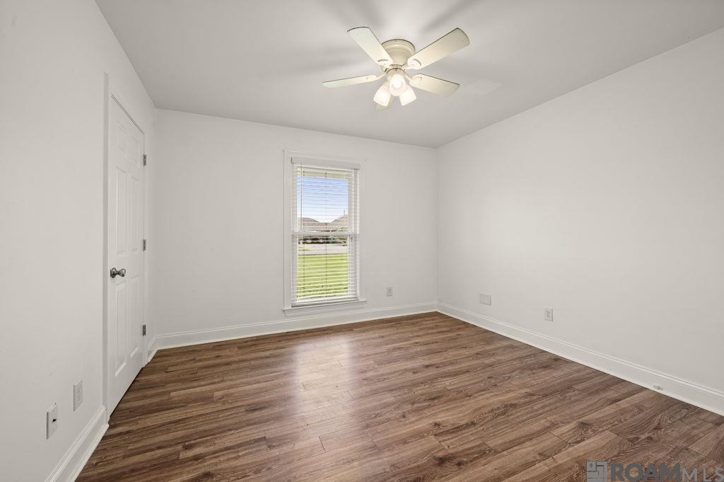 10083 Lake Ridge Ave, Gonzales, LA, 70737