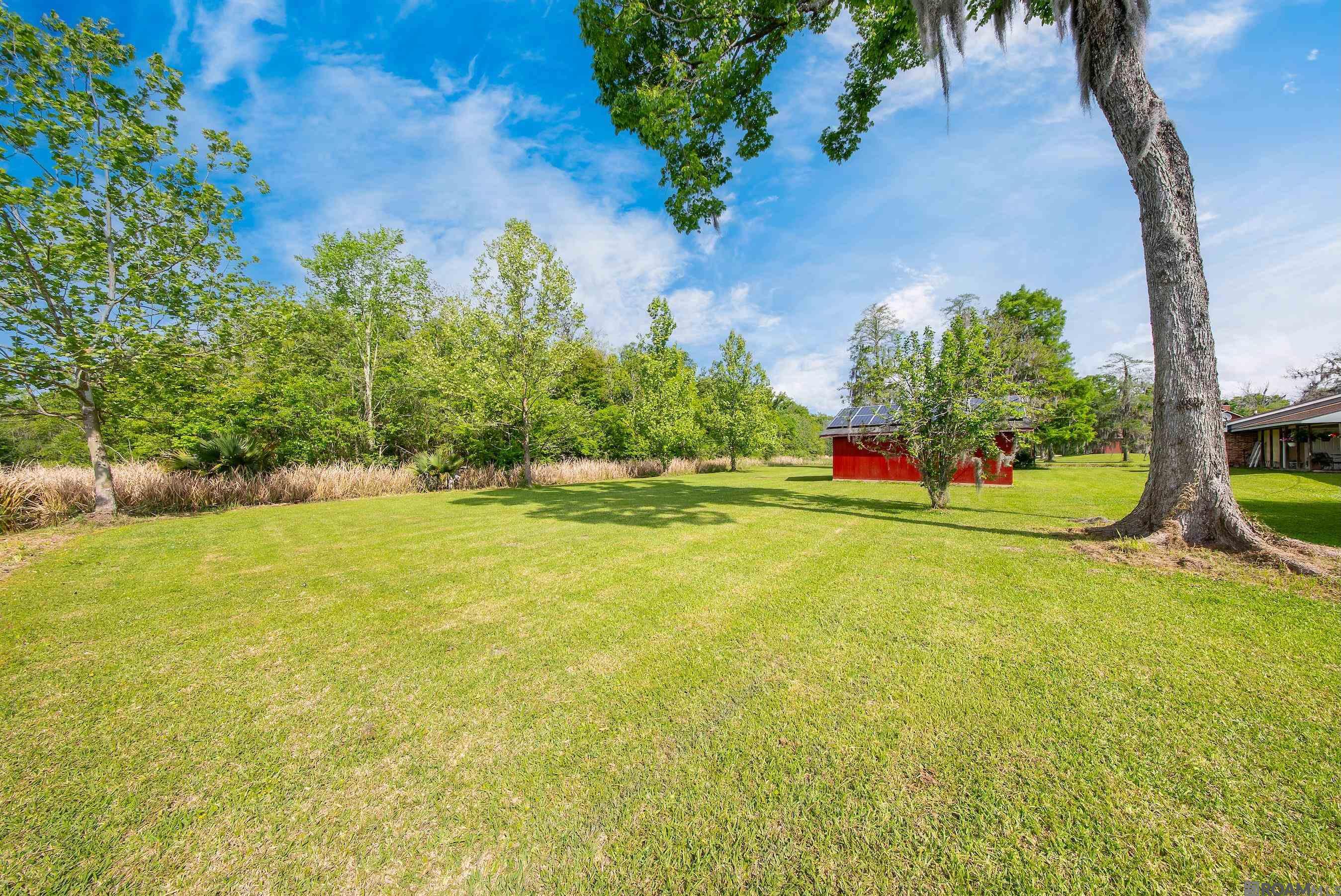 11163 Hwy 22, St Amant, LA, 70774