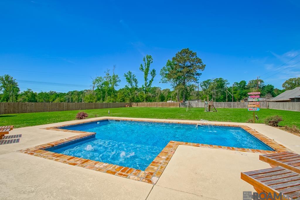 8230 Elliot Rd, Baton Rouge, LA, 70817