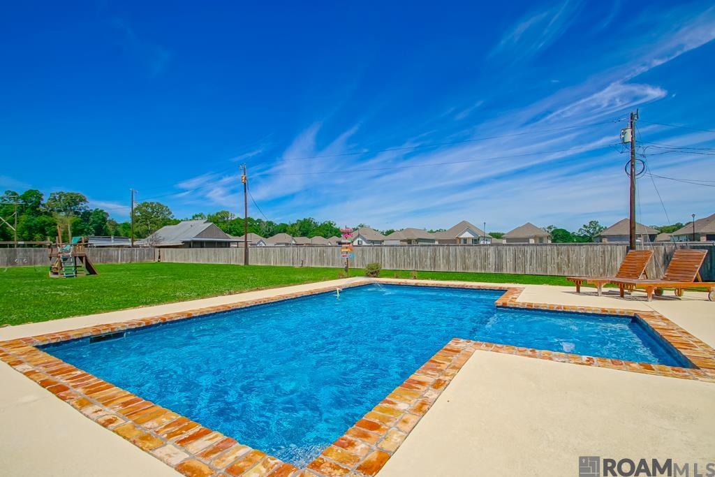 8230 Elliot Rd, Baton Rouge, LA, 70817