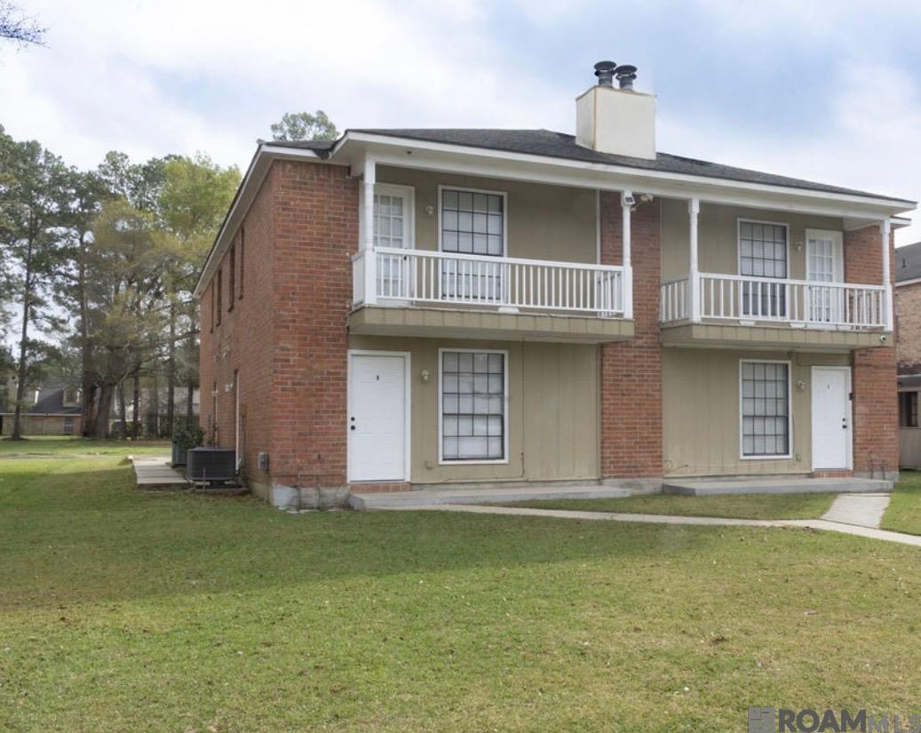 725 Woodland Dr, Laplace, LA, 70068