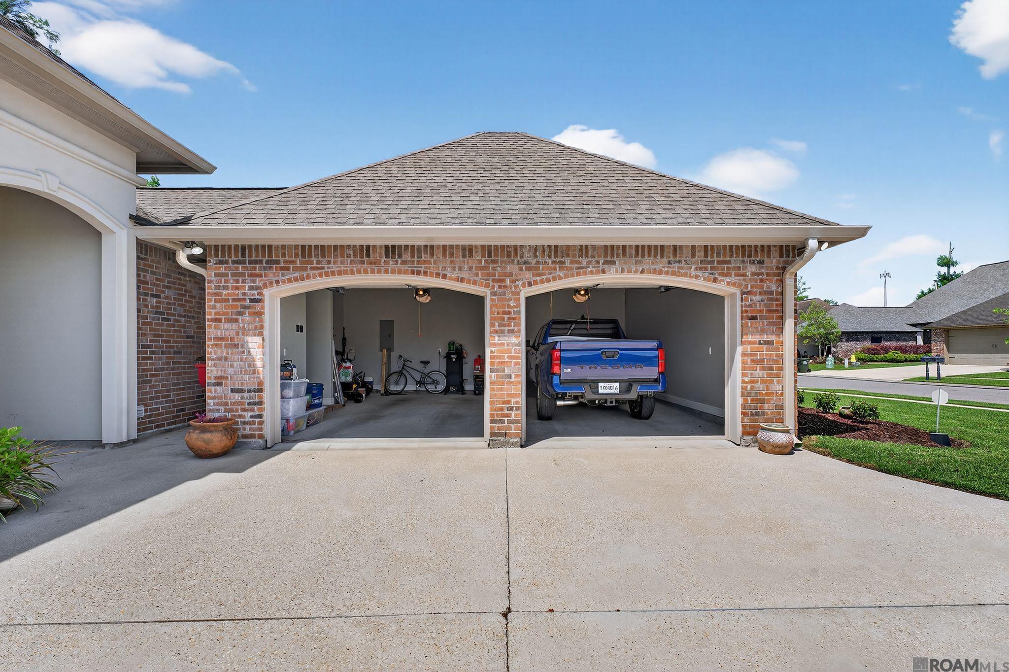 12163 Deventer Dr, Geismar, LA, 70734