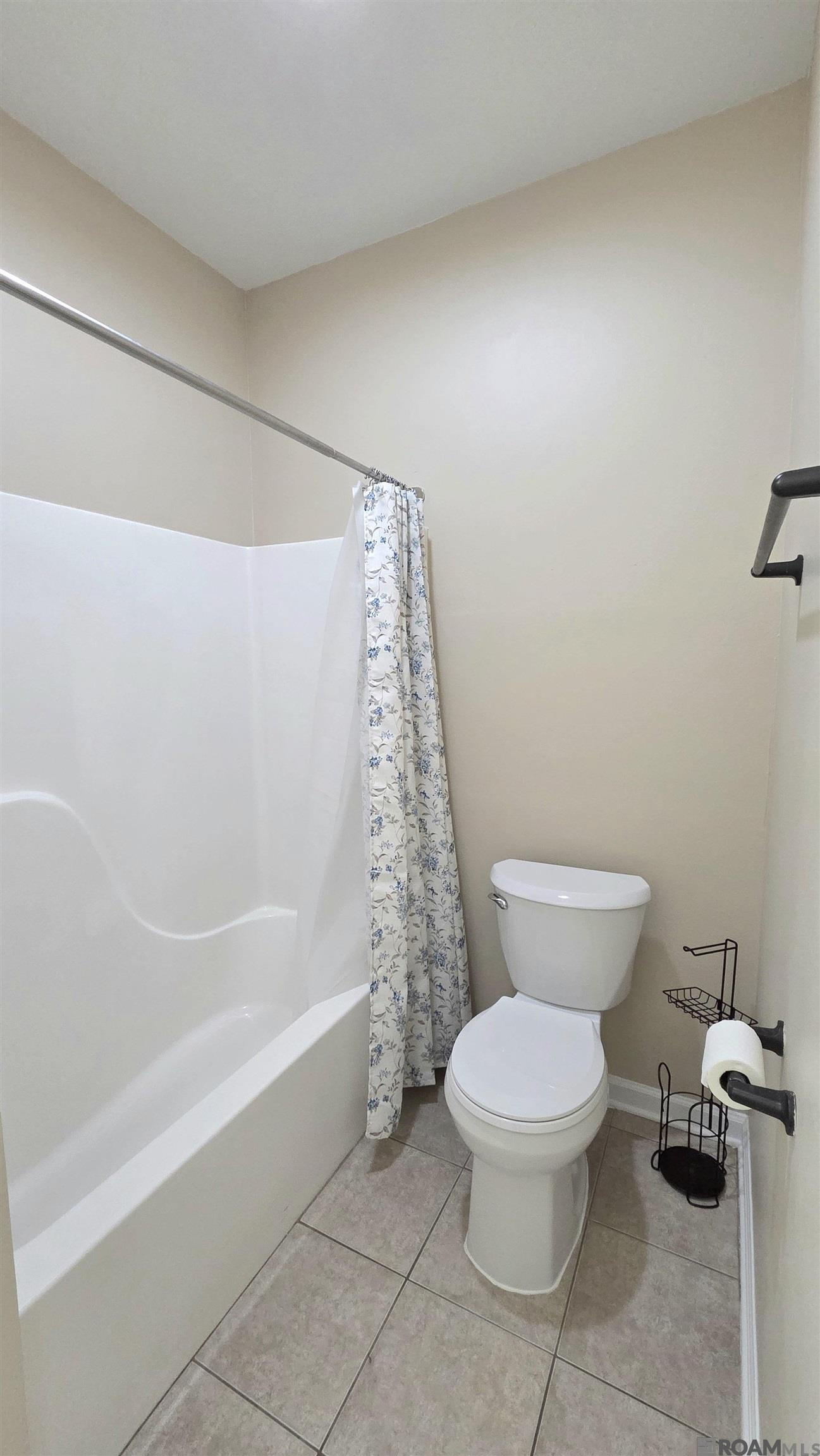 2934 Nicholson Lake Dr, Baton Rouge, LA, 70810