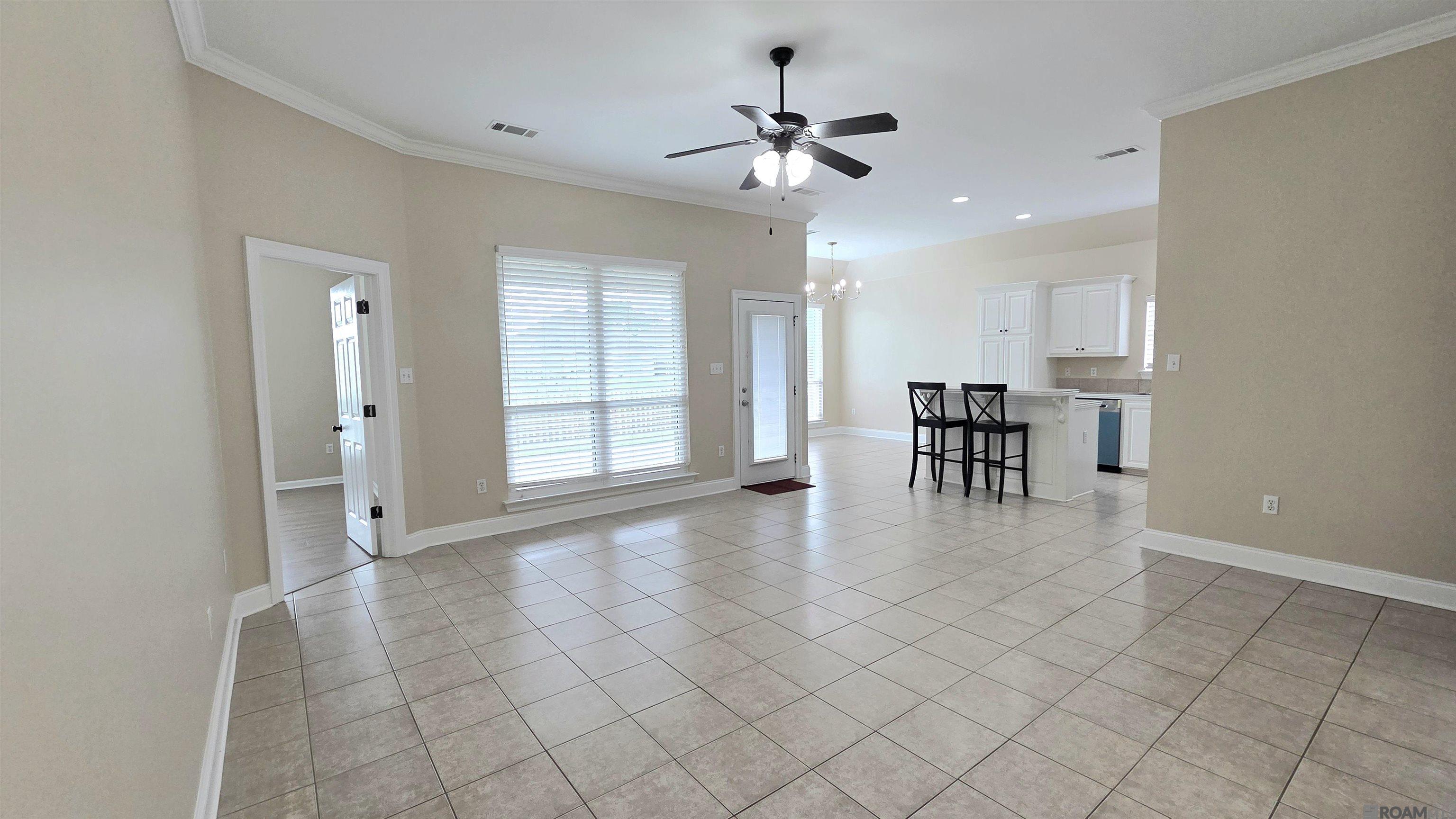 2934 Nicholson Lake Dr, Baton Rouge, LA, 70810