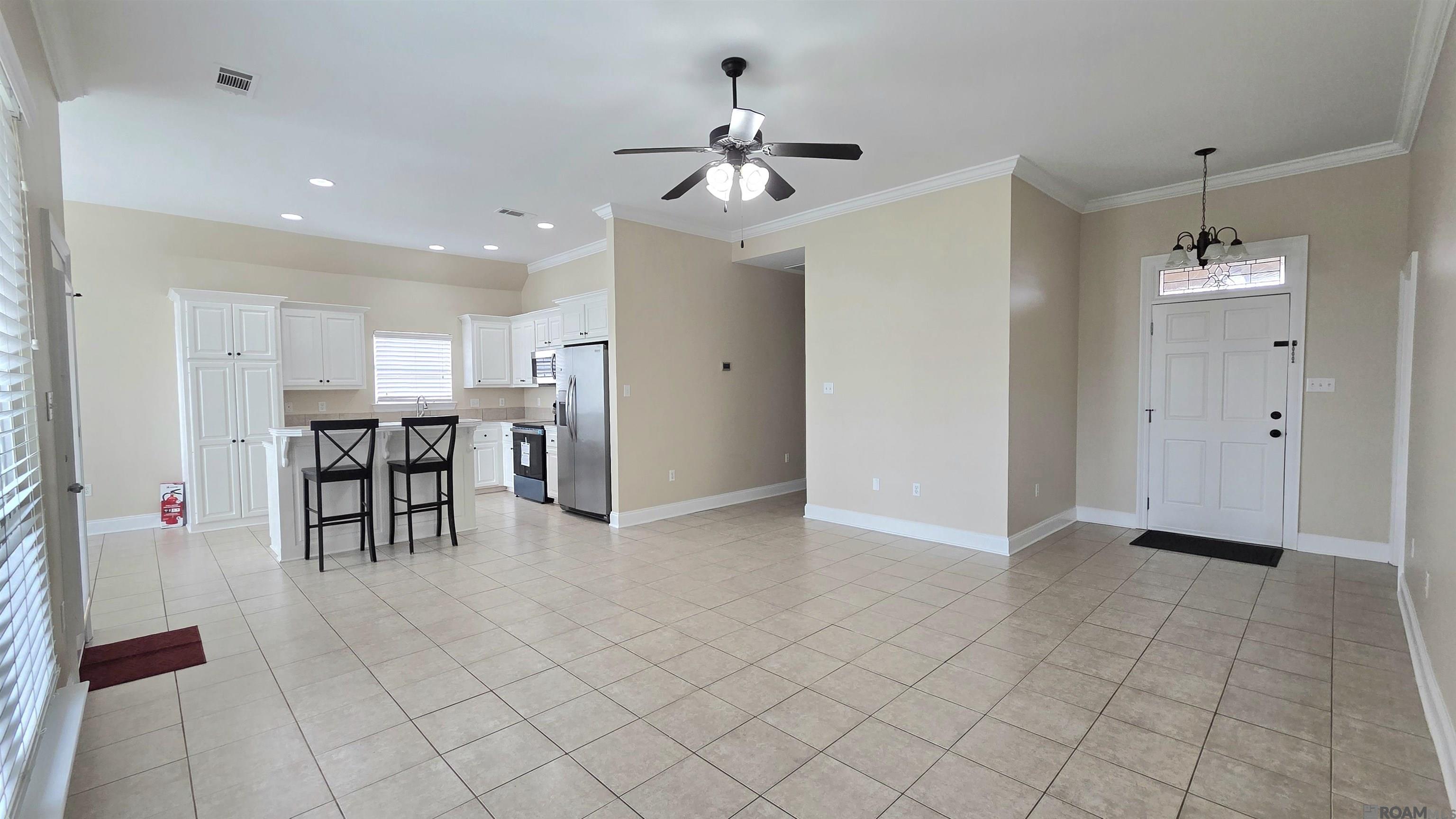 2934 Nicholson Lake Dr, Baton Rouge, LA, 70810