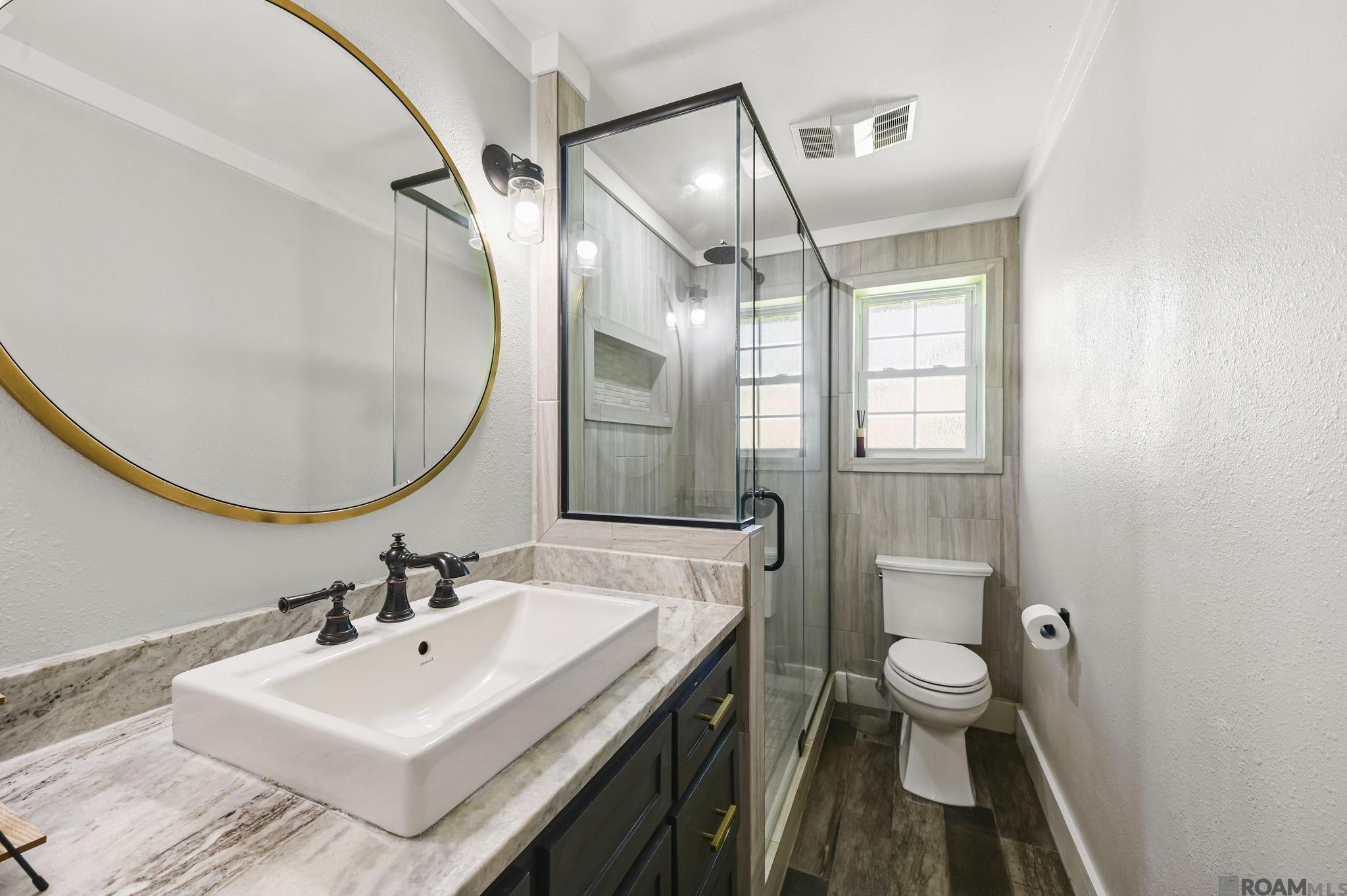 907 Colonial Dr, Port Allen, LA, 70767