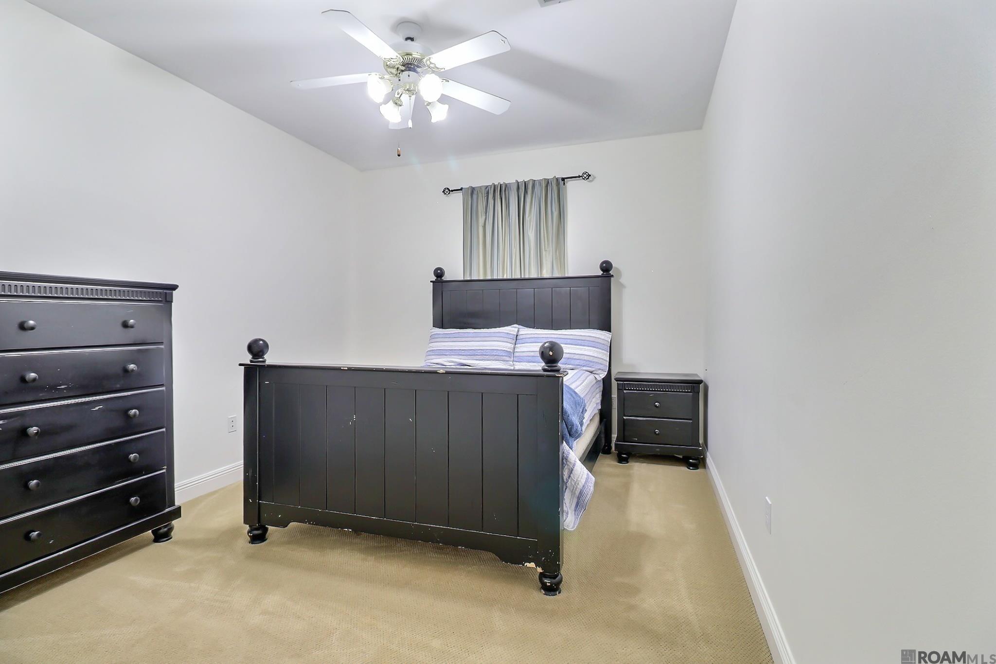 3735 S Harris Dr, Baton Rouge, LA, 70816