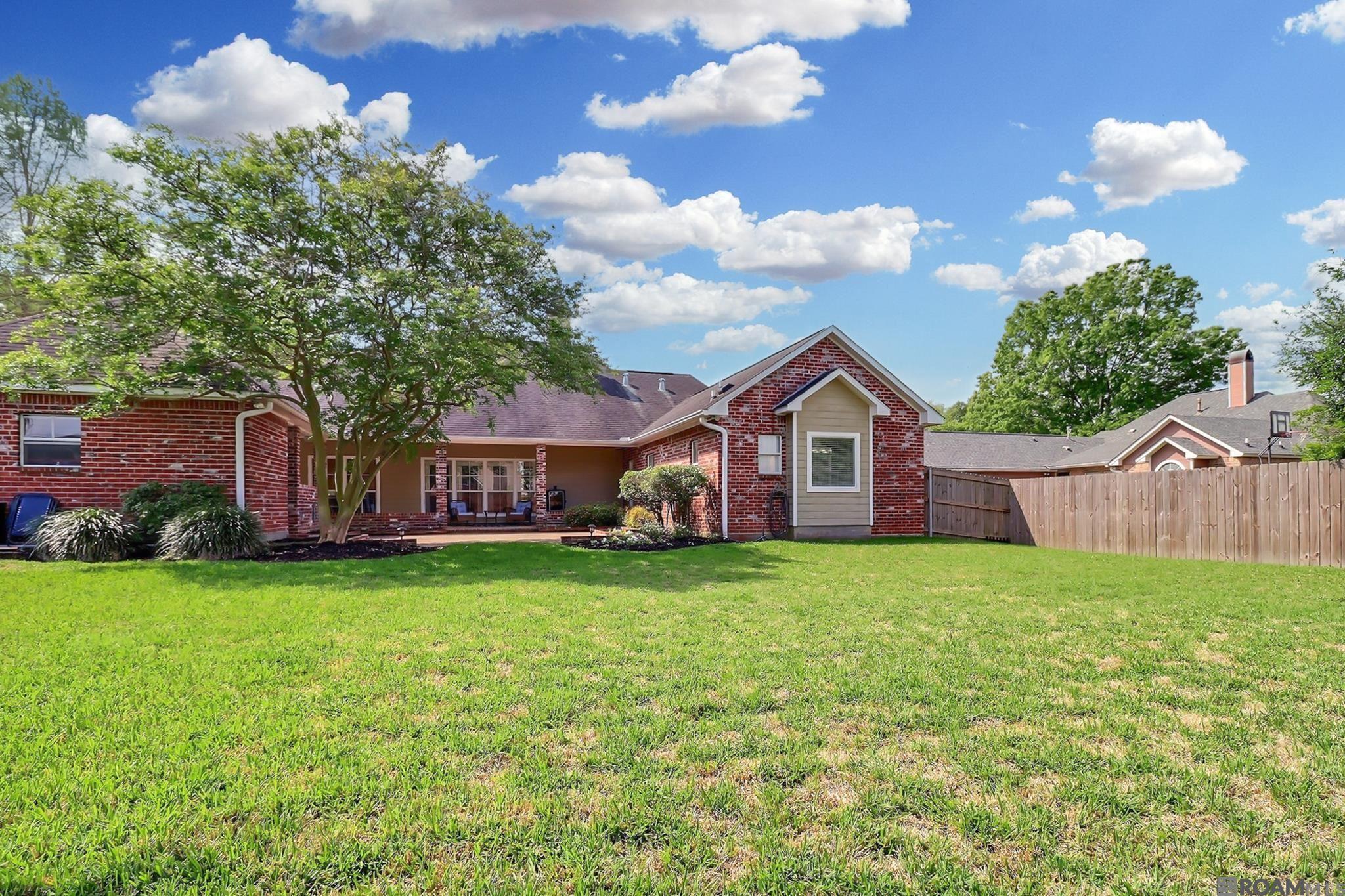 3735 S Harris Dr, Baton Rouge, LA, 70816