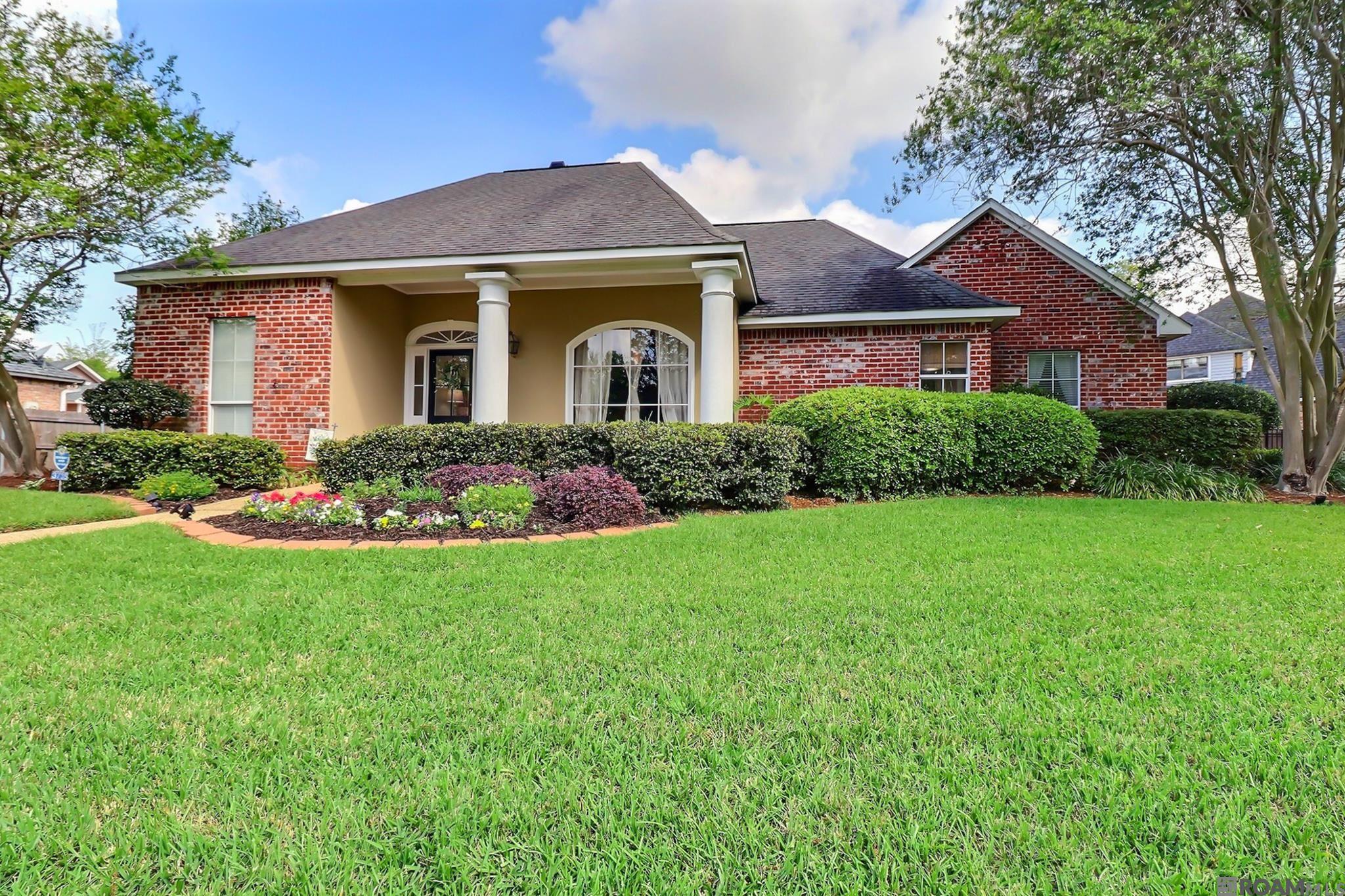 3735 S Harris Dr, Baton Rouge, LA, 70816