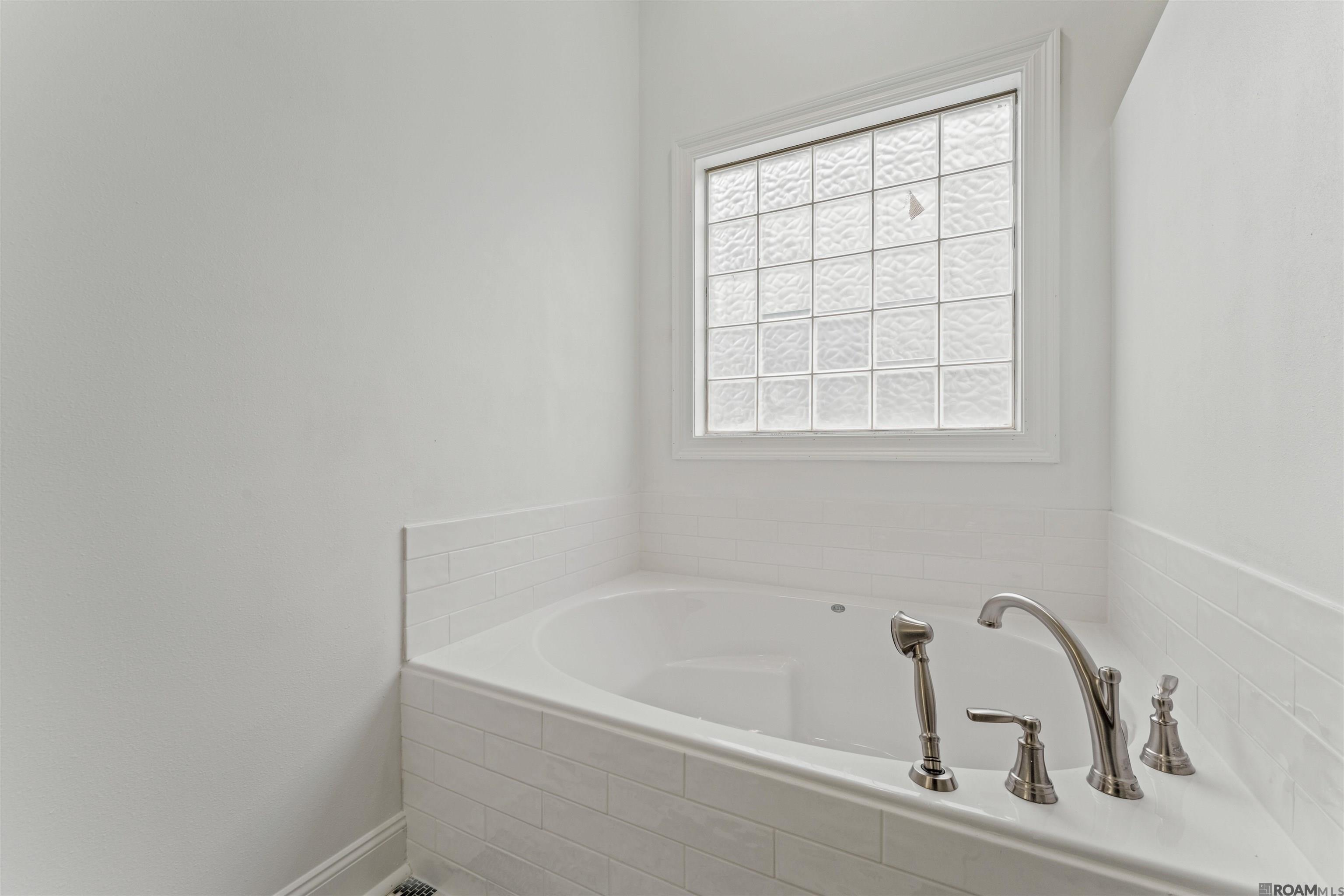 10749 Hillwood Ave, Baton Rouge, LA, 70810