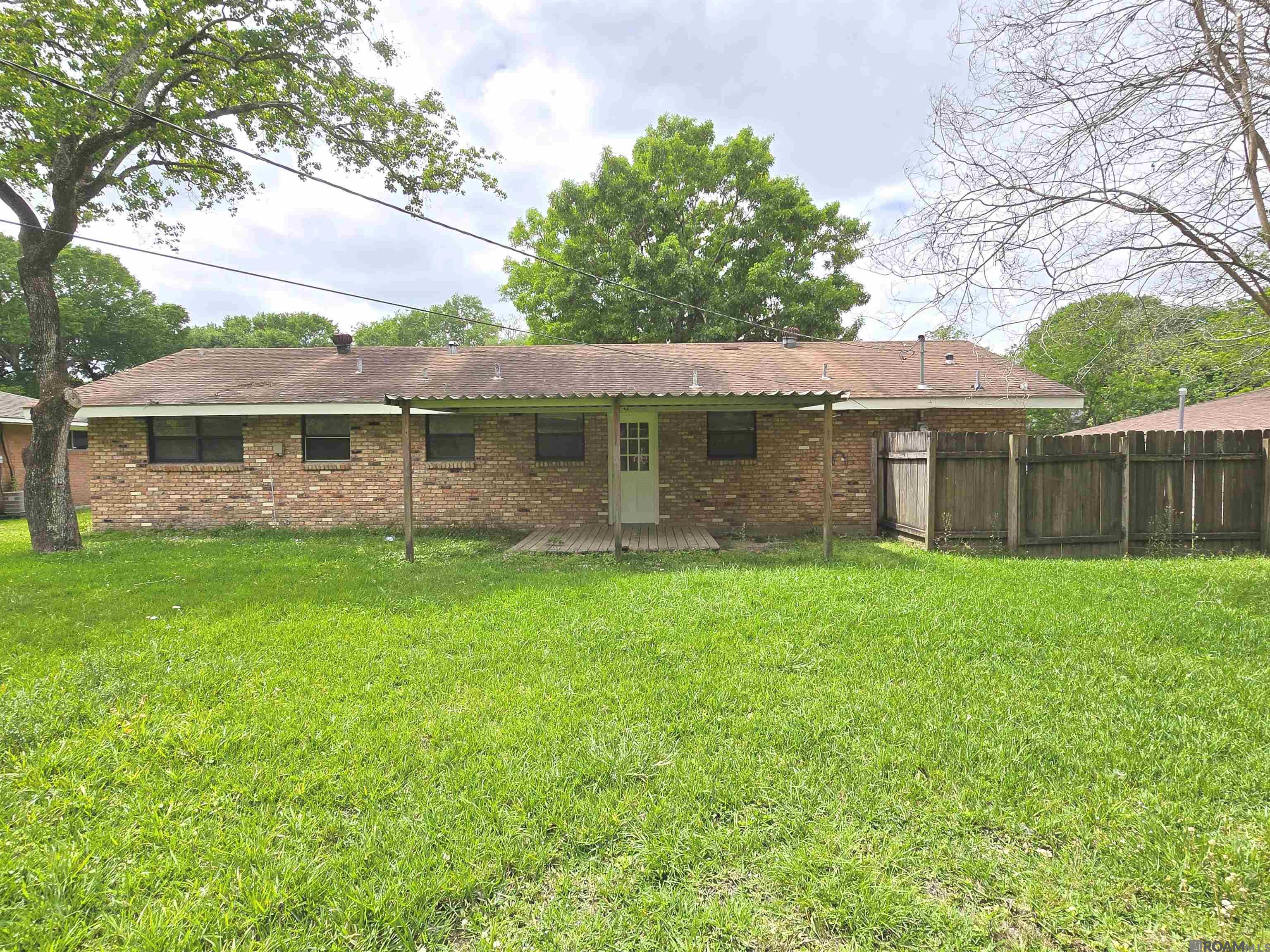 2351 Sweetleaf St, Baton Rouge, LA, 70816