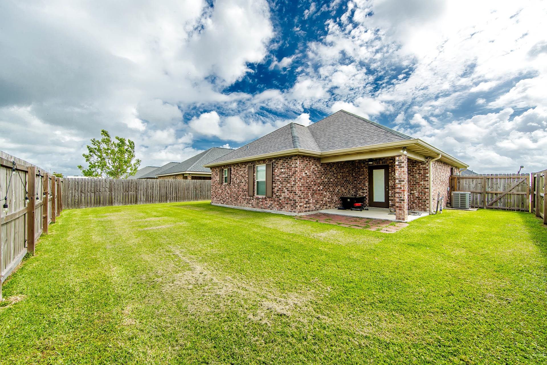 150 Darwen Drive, Raceland, LA, 70394