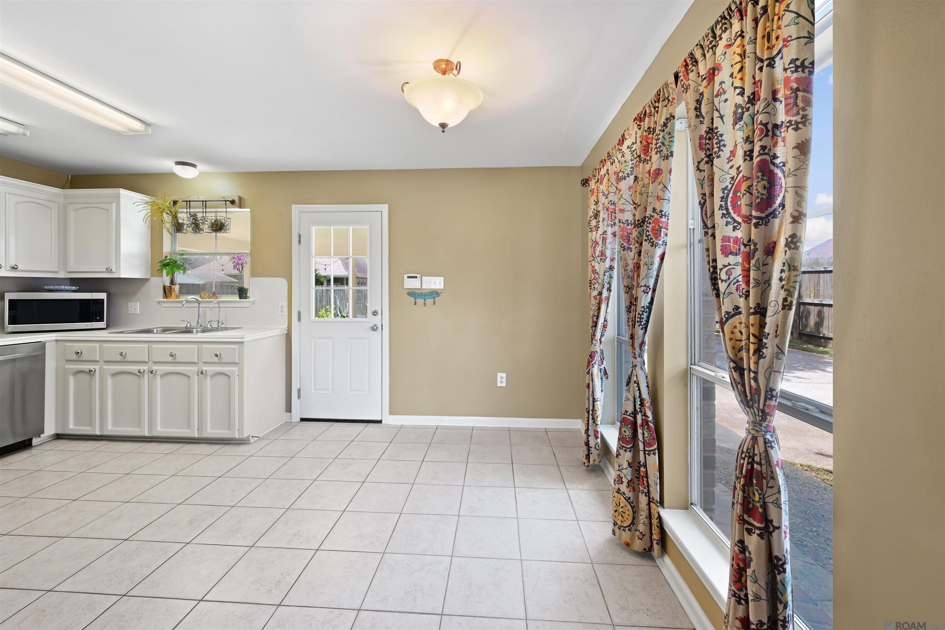 15059 Ridgewood Ave, Prairieville, LA, 70769