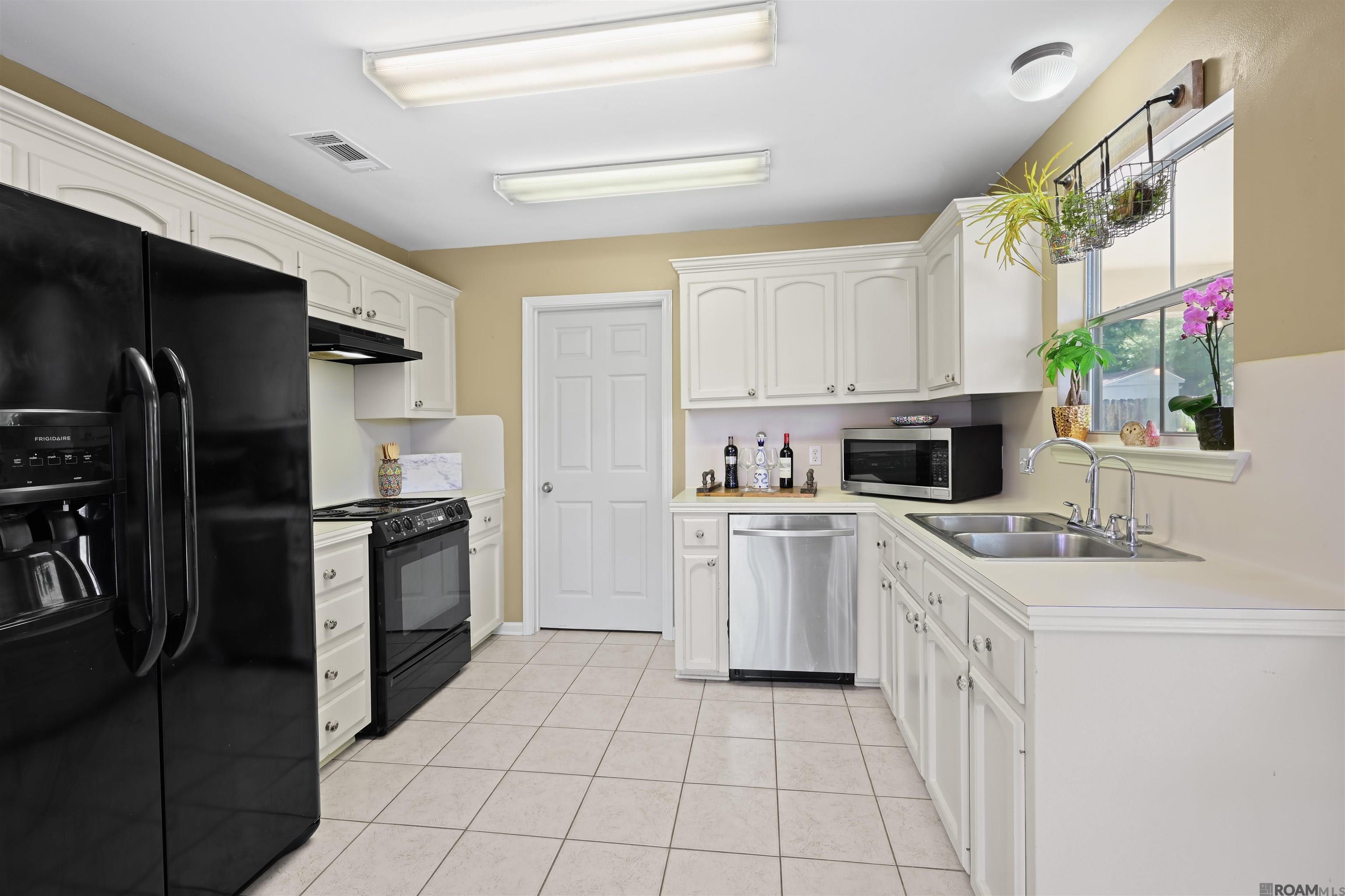 15059 Ridgewood Ave, Prairieville, LA, 70769