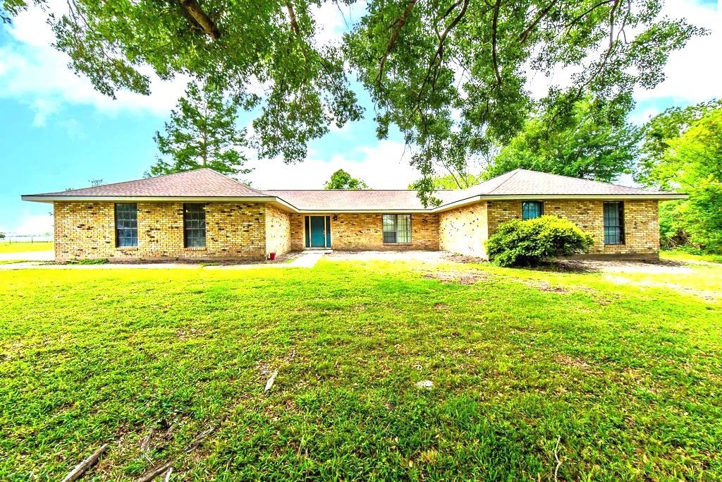 376 Highway 652, Raceland, LA, 70394