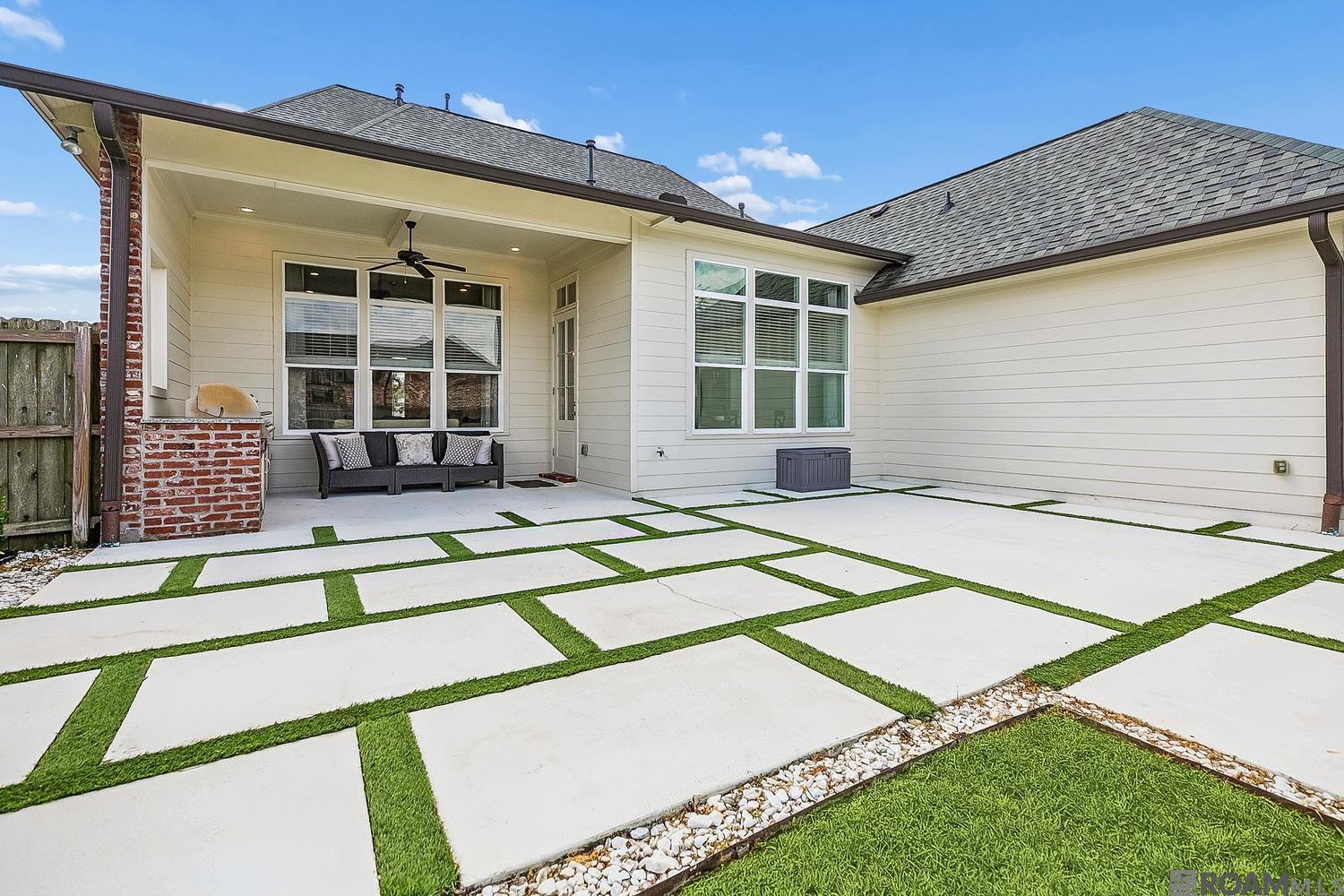 2720 Lexington Lakes Ave, Baton Rouge, LA, 70810