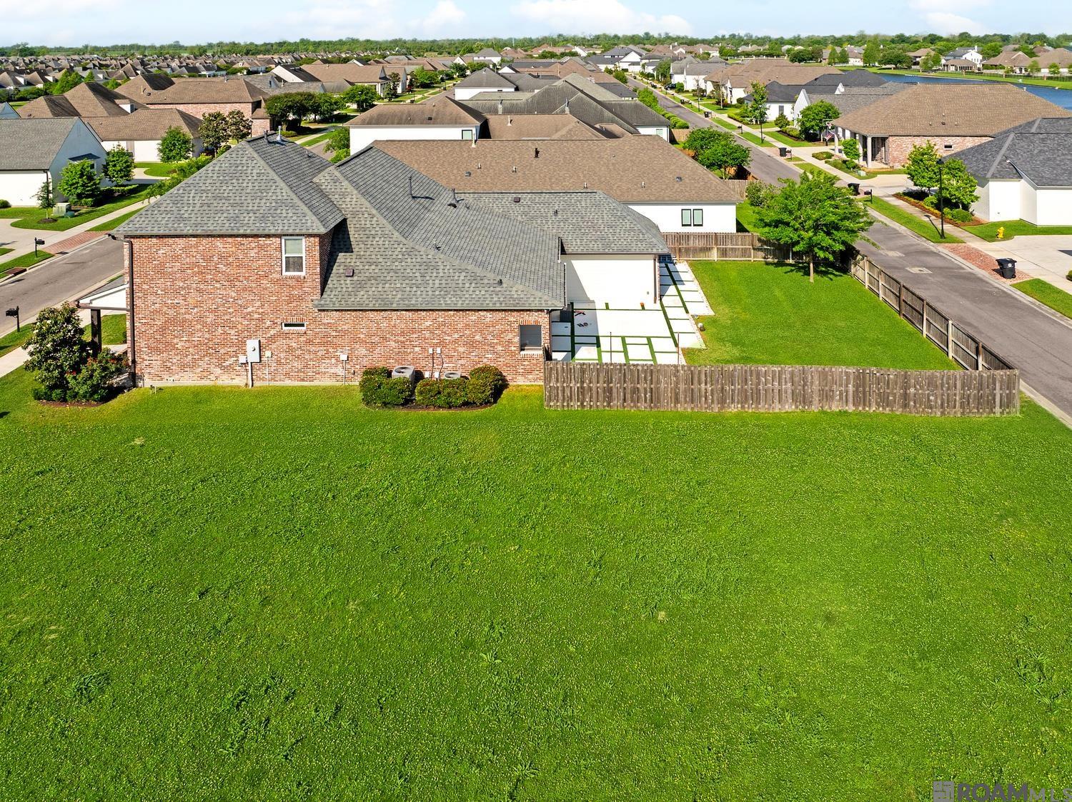 2720 Lexington Lakes Ave, Baton Rouge, LA, 70810