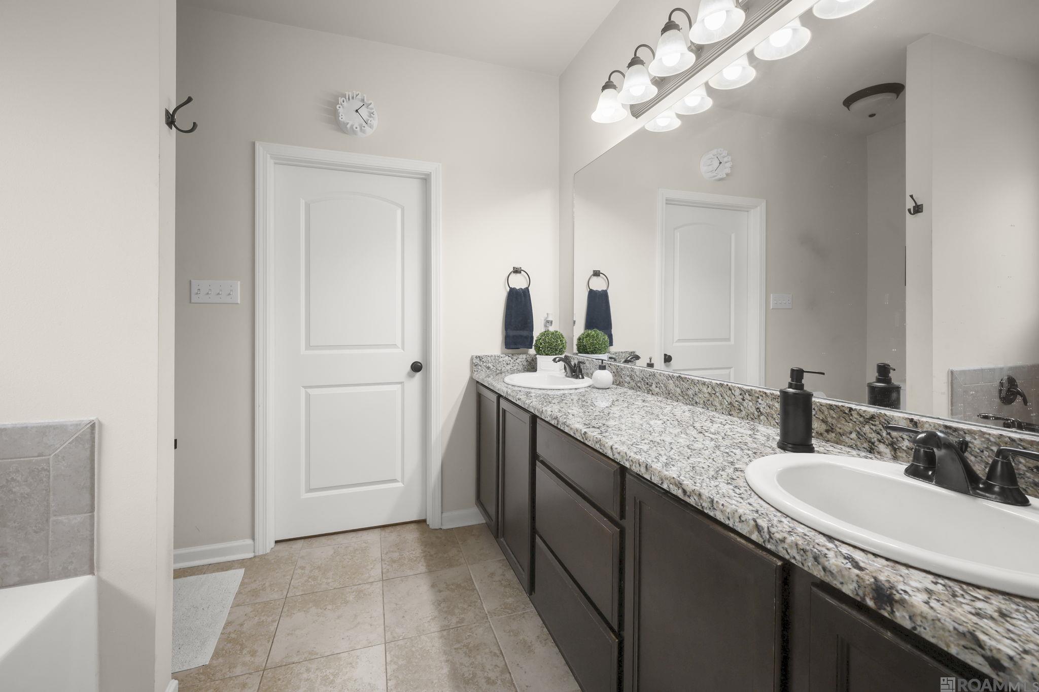 16527 Walk Around Ave, Prairieville, LA, 70769