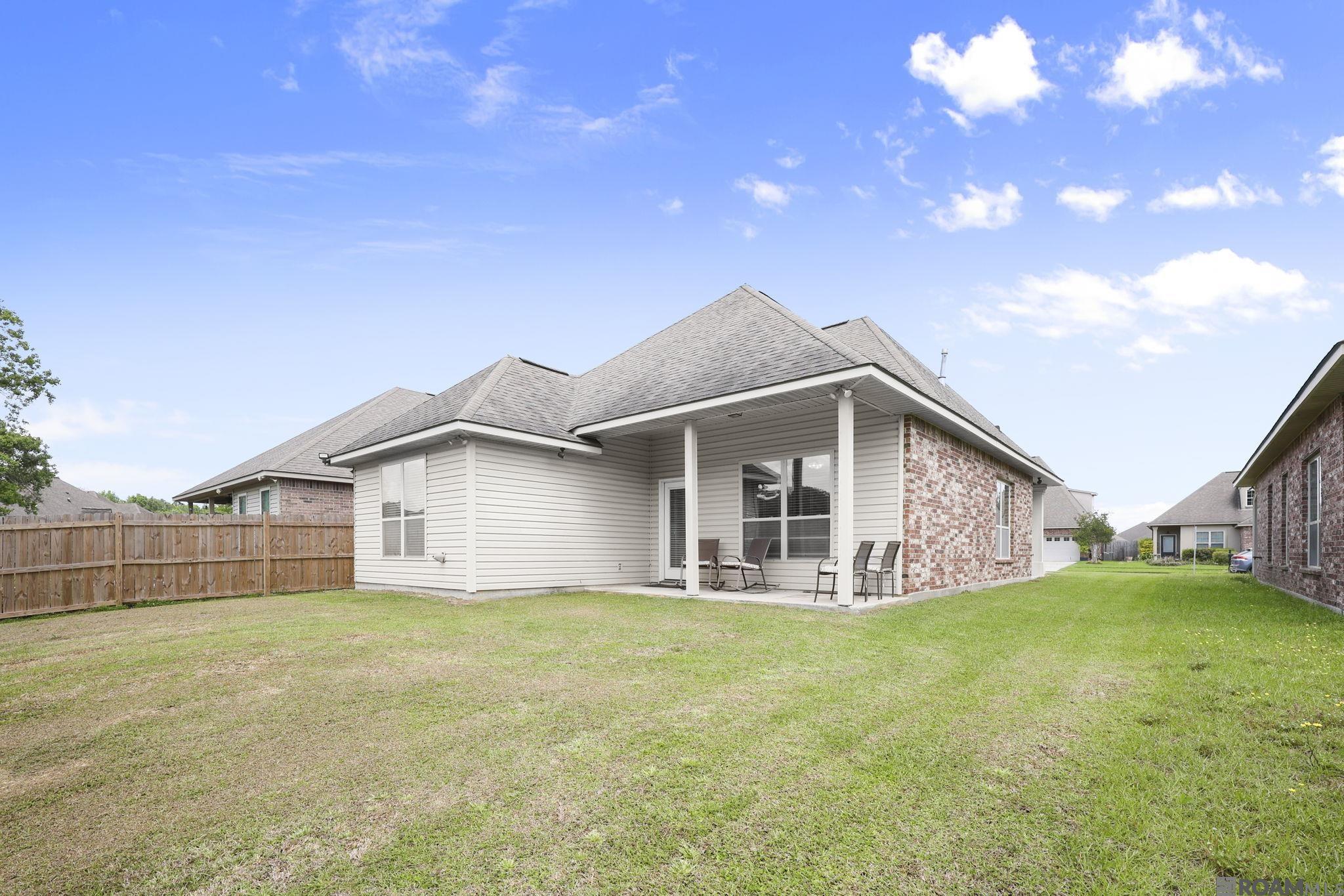 16527 Walk Around Ave, Prairieville, LA, 70769