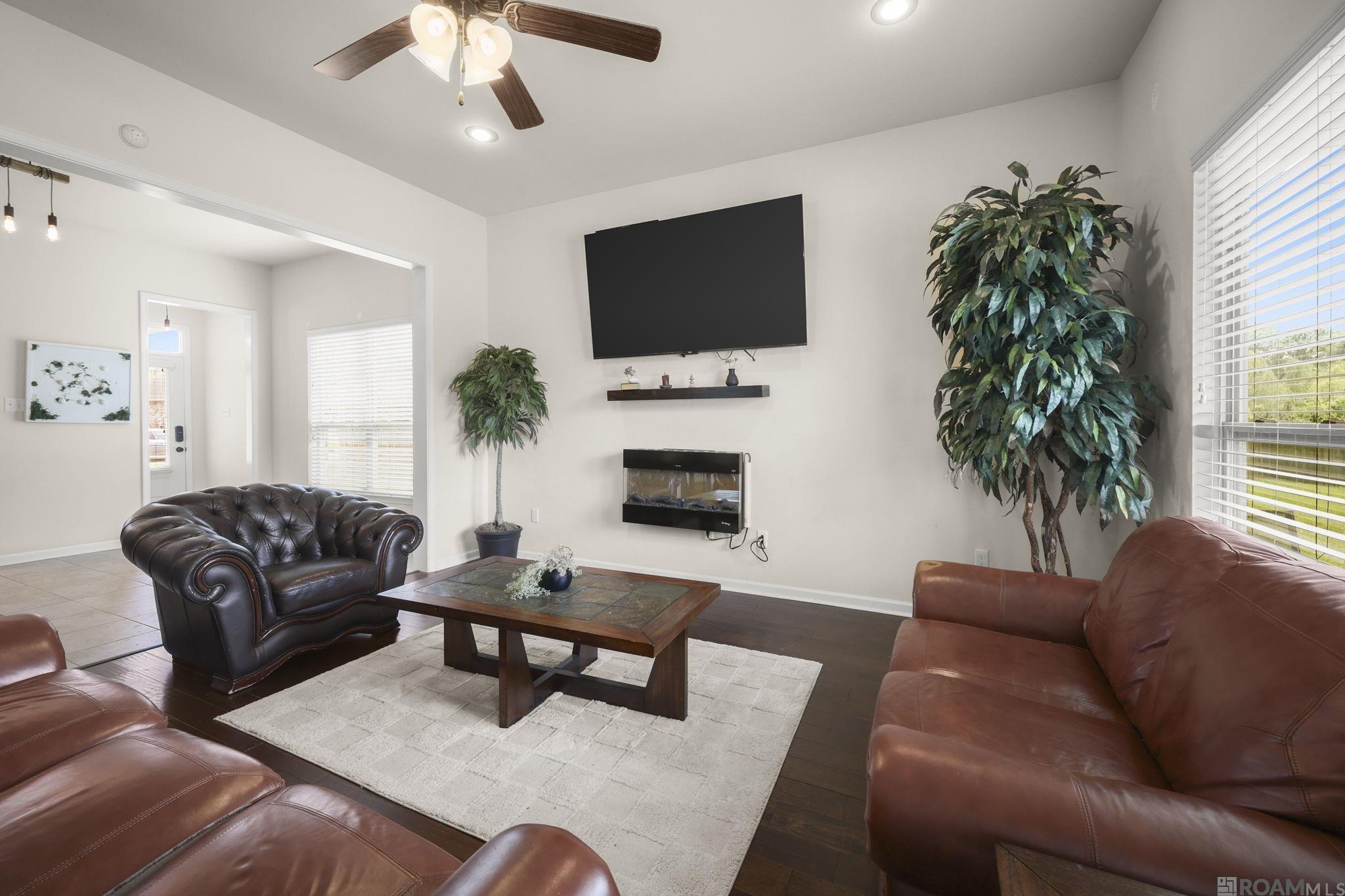 16527 Walk Around Ave, Prairieville, LA, 70769