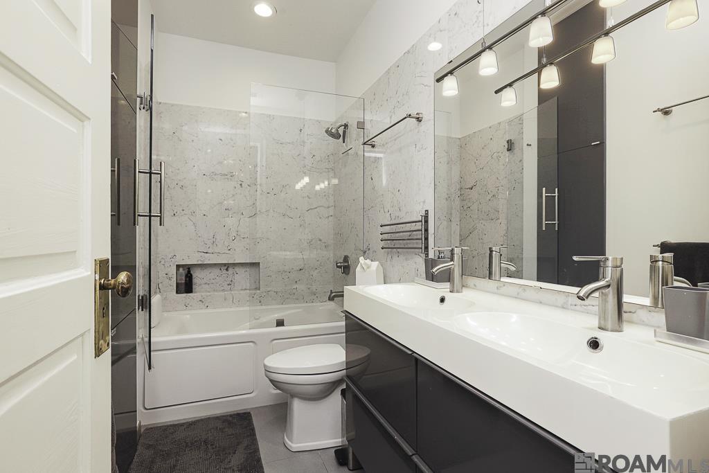 8310 Oakbrook Dr, Baton Rouge, LA, 70810